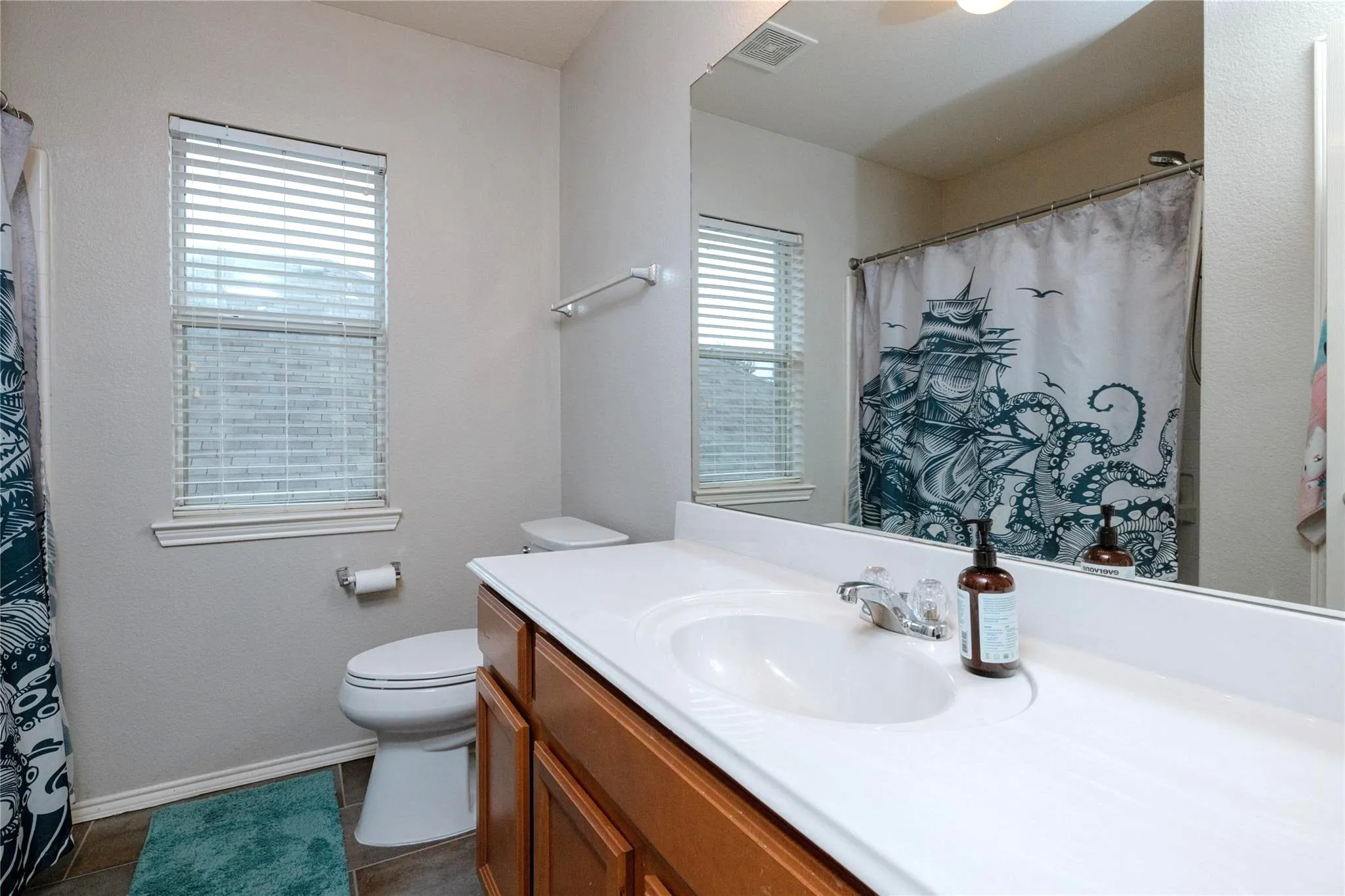Single Family Residence For Sale in Denton County , 1627 Heron Drive, Aubrey, Texas 76227, 3 Bedroom, 3 Bathroom, 2 Garage spaces, 2,266 Sqft, built in 2004, Preowned, mls#21190618, Real Estate Agent in Aubrey, Homes For Sale in Denton county, Homes For Sale in Aubrey, Realtor in Aubrey Texas, Real Estate Brokerage Independent Realty Texas, Luminita Cordes Realtor