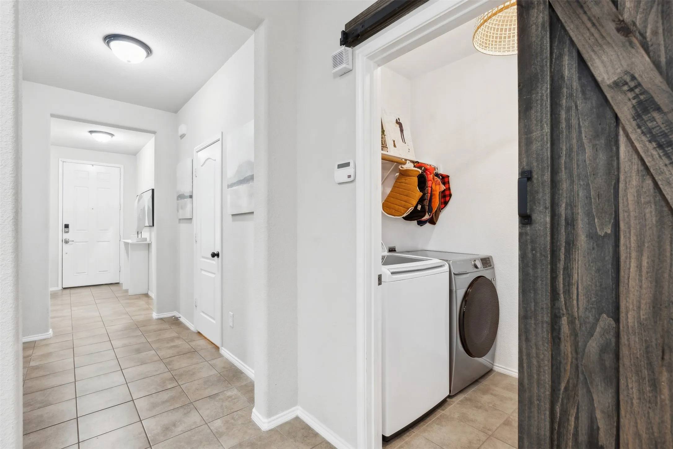 Single Family Residence For Sale in Denton County , 1120 Black Cherry Drive, Aubrey, Texas 76227, 4 Bedroom, 3 Bathroom, 2 Garage spaces, 2,631 Sqft, built in 2014, Preowned, mls#21176508, Real Estate Agent in Aubrey, Homes For Sale in Denton county, Homes For Sale in Aubrey, Realtor in Aubrey Texas, Real Estate Brokerage Independent Realty Texas, Luminita Cordes Realtor