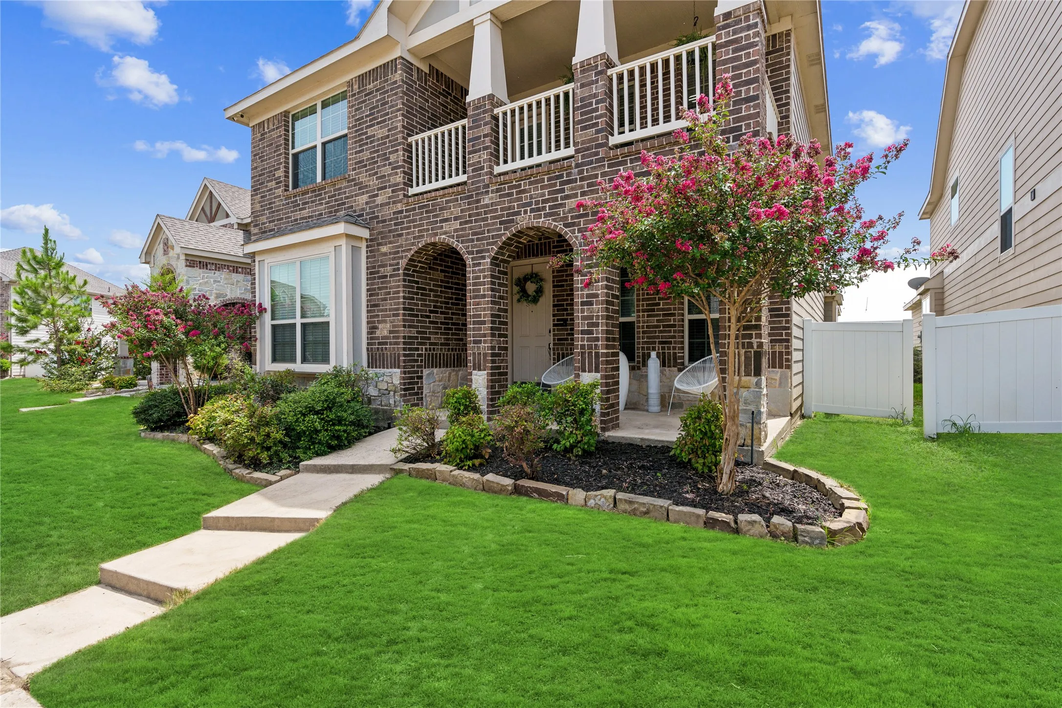 Single Family Residence For Sale in Denton County , 1120 Black Cherry Drive, Aubrey, Texas 76227, 4 Bedroom, 3 Bathroom, 2 Garage spaces, 2,631 Sqft, built in 2014, Preowned, mls#21176508, Real Estate Agent in Aubrey, Homes For Sale in Denton county, Homes For Sale in Aubrey, Realtor in Aubrey Texas, Real Estate Brokerage Independent Realty Texas, Luminita Cordes Realtor