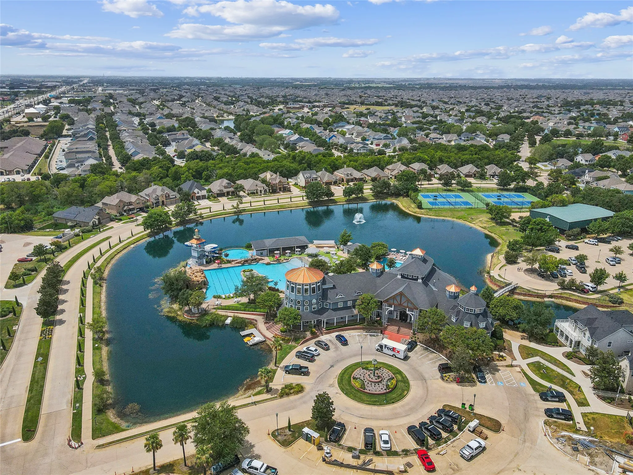 Single Family Residence For Sale in Denton County , 1120 Black Cherry Drive, Aubrey, Texas 76227, 4 Bedroom, 3 Bathroom, 2 Garage spaces, 2,631 Sqft, built in 2014, Preowned, mls#21176508, Real Estate Agent in Aubrey, Homes For Sale in Denton county, Homes For Sale in Aubrey, Realtor in Aubrey Texas, Real Estate Brokerage Independent Realty Texas, Luminita Cordes Realtor