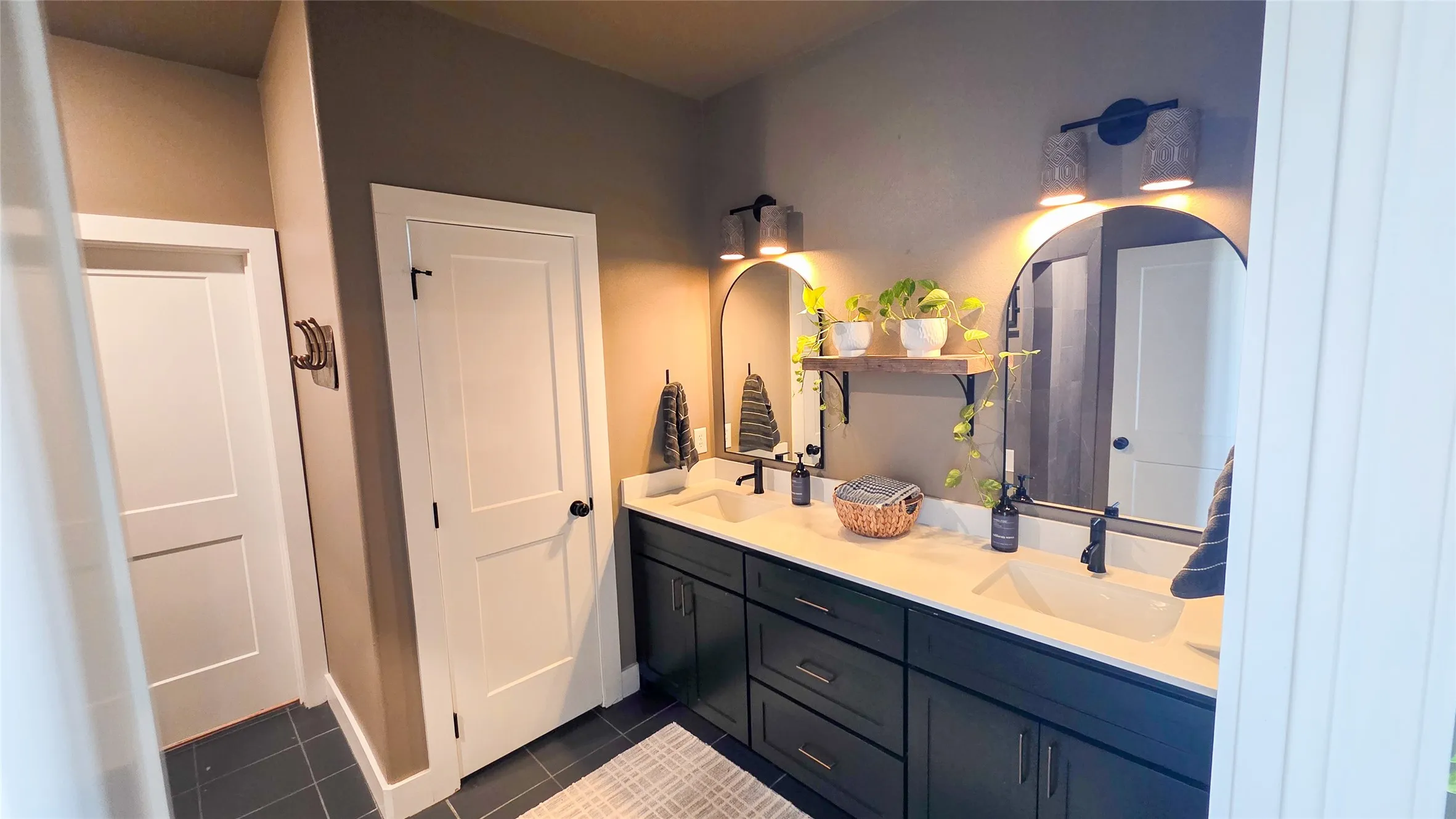 Single Family Residence For Sale in Wise County , 500 County Road 2745, Decatur, Texas 76234, 4 Bedroom, 2 Bathroom, Garage spaces, 2,408 Sqft, built in 2023, Preowned, mls#21189139, Real Estate Agent in Decatur, Homes For Sale in Wise county, Homes For Sale in Decatur, Realtor in Decatur Texas, Real Estate Brokerage Independent Realty Texas, Luminita Cordes Realtor