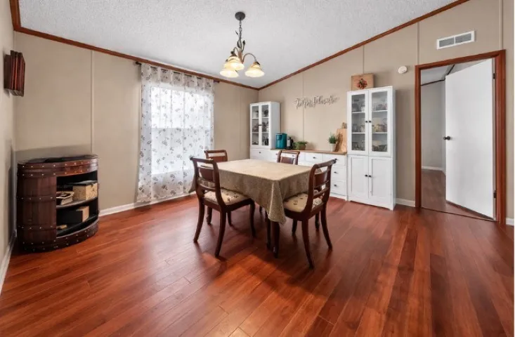 Manufactured Home For Sale in Van Zandt County , 743 VZ County Road 4222, Athens, Texas 75752, 3 Bedroom, 2 Bathroom, Garage spaces, 2,184 Sqft, built in 1999, Preowned, mls#21191158, Real Estate Agent in Athens, Homes For Sale in Van Zandt county, Homes For Sale in Athens, Realtor in Athens Texas, Real Estate Brokerage Independent Realty Texas, Luminita Cordes Realtor