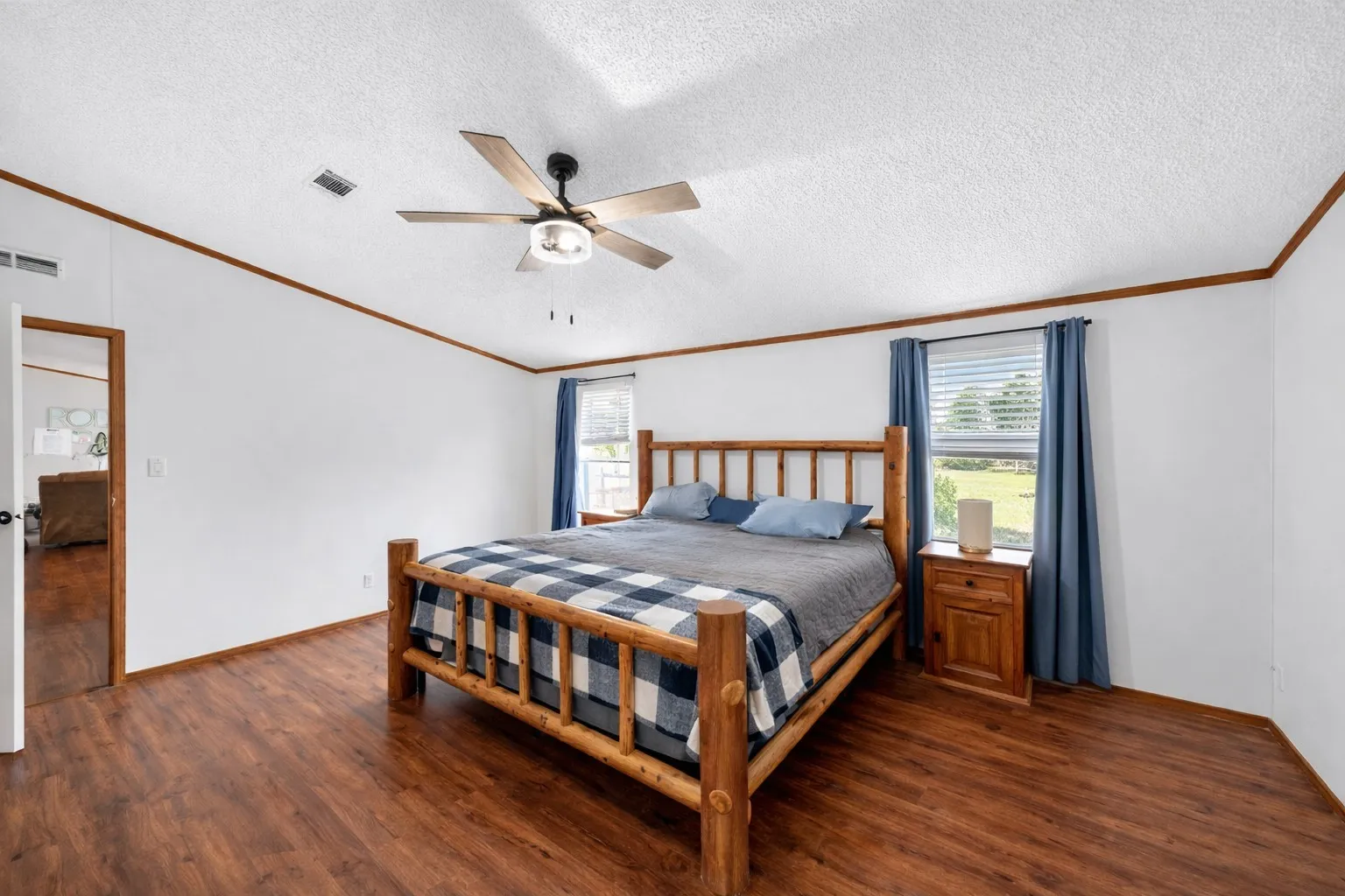Manufactured Home For Sale in Van Zandt County , 743 VZ County Road 4222, Athens, Texas 75752, 3 Bedroom, 2 Bathroom, Garage spaces, 2,184 Sqft, built in 1999, Preowned, mls#21191158, Real Estate Agent in Athens, Homes For Sale in Van Zandt county, Homes For Sale in Athens, Realtor in Athens Texas, Real Estate Brokerage Independent Realty Texas, Luminita Cordes Realtor