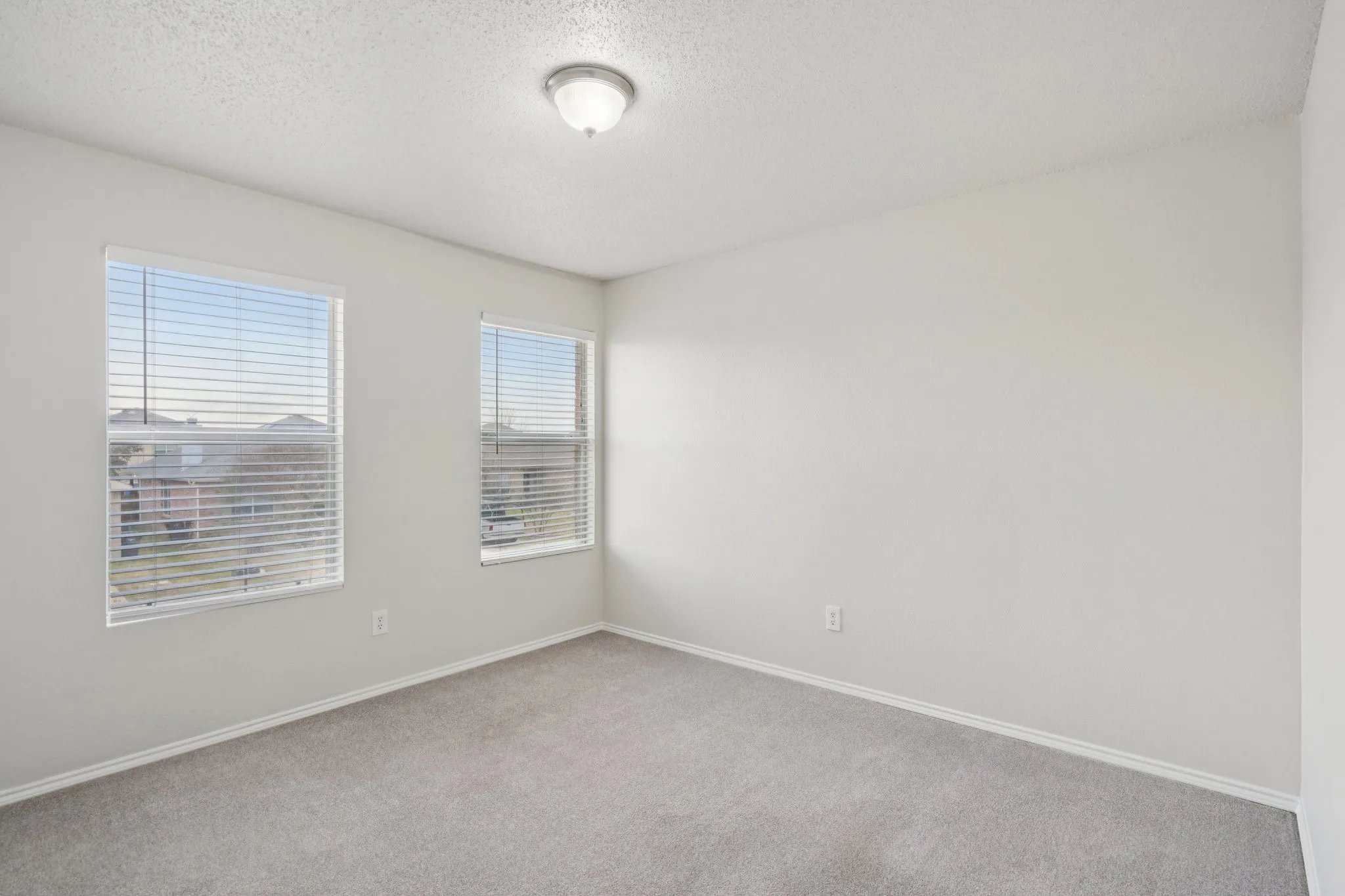 Single Family Residence For Sale in Tarrant County , 2121 Franks Street, Fort Worth, Texas 76177, 5 Bedroom, 3 Bathroom, 2 Garage spaces, 2,214 Sqft, built in 2006, mls#21175021, Real Estate Agent in Fort Worth, Homes For Sale in Tarrant county, Homes For Sale in Fort Worth, Realtor in Fort Worth Texas, Real Estate Brokerage Independent Realty Texas, Luminita Cordes Realtor