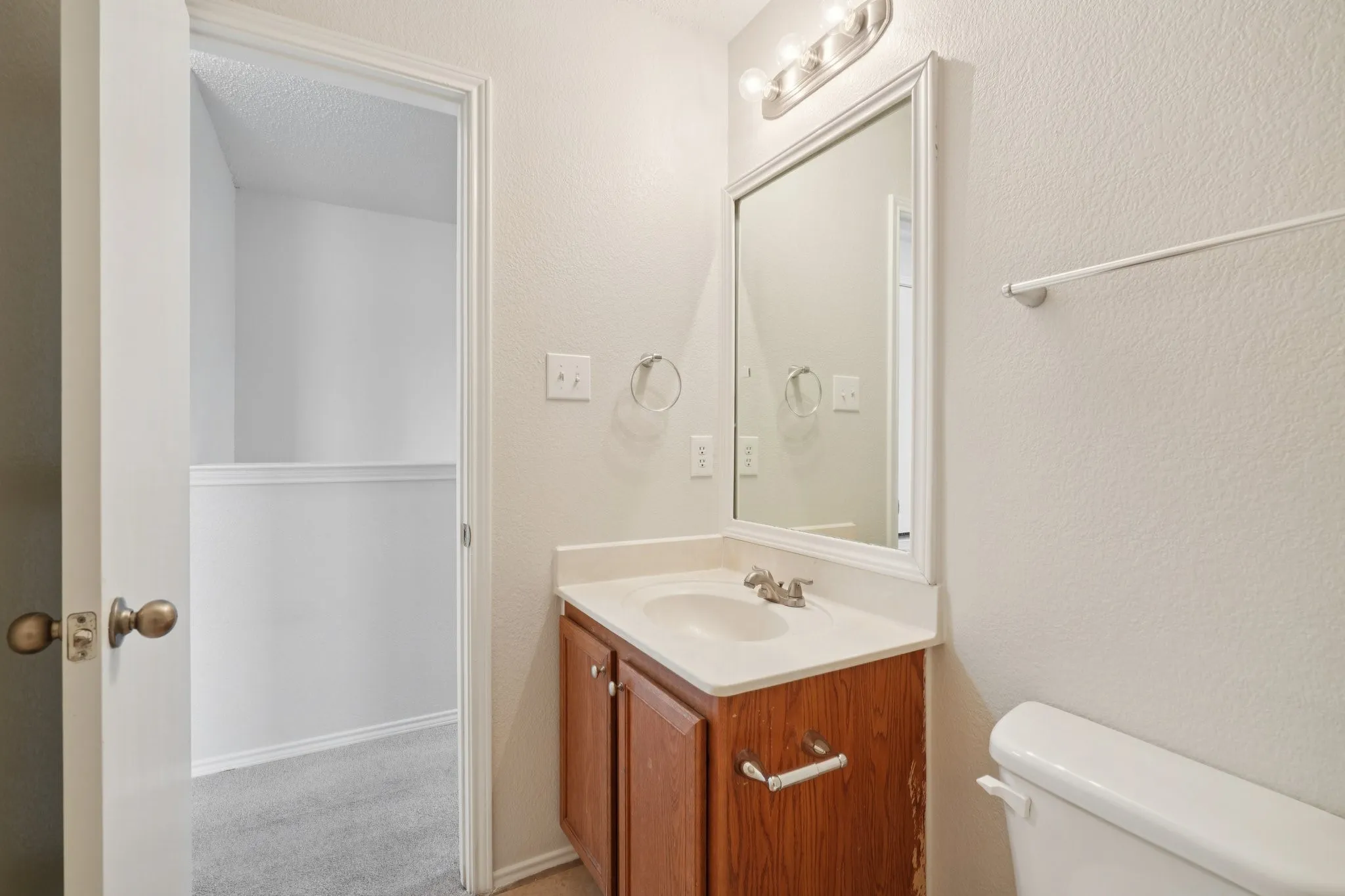Single Family Residence For Sale in Tarrant County , 2121 Franks Street, Fort Worth, Texas 76177, 5 Bedroom, 3 Bathroom, 2 Garage spaces, 2,214 Sqft, built in 2006, mls#21175021, Real Estate Agent in Fort Worth, Homes For Sale in Tarrant county, Homes For Sale in Fort Worth, Realtor in Fort Worth Texas, Real Estate Brokerage Independent Realty Texas, Luminita Cordes Realtor