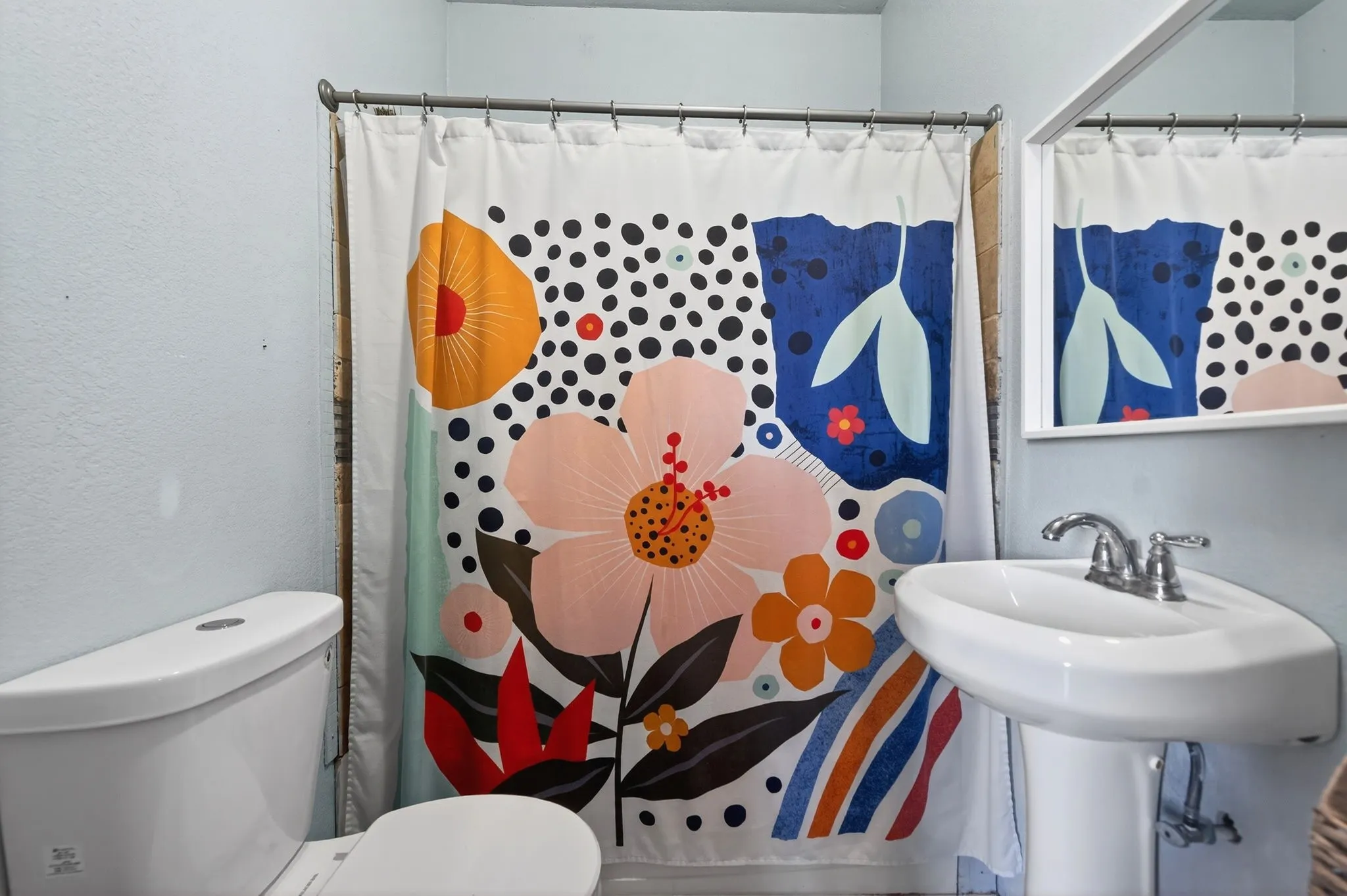 Single Family Residence For Sale in Dallas County , 607 Bethpage Avenue, Dallas, Texas 75217, 4 Bedroom, 4 Bathroom, Garage spaces, 2,256 Sqft, built in 1923, Preowned, mls#21190911, Real Estate Agent in Dallas, Homes For Sale in Dallas county, Homes For Sale in Dallas, Realtor in Dallas Texas, Real Estate Brokerage Independent Realty Texas, Luminita Cordes Realtor