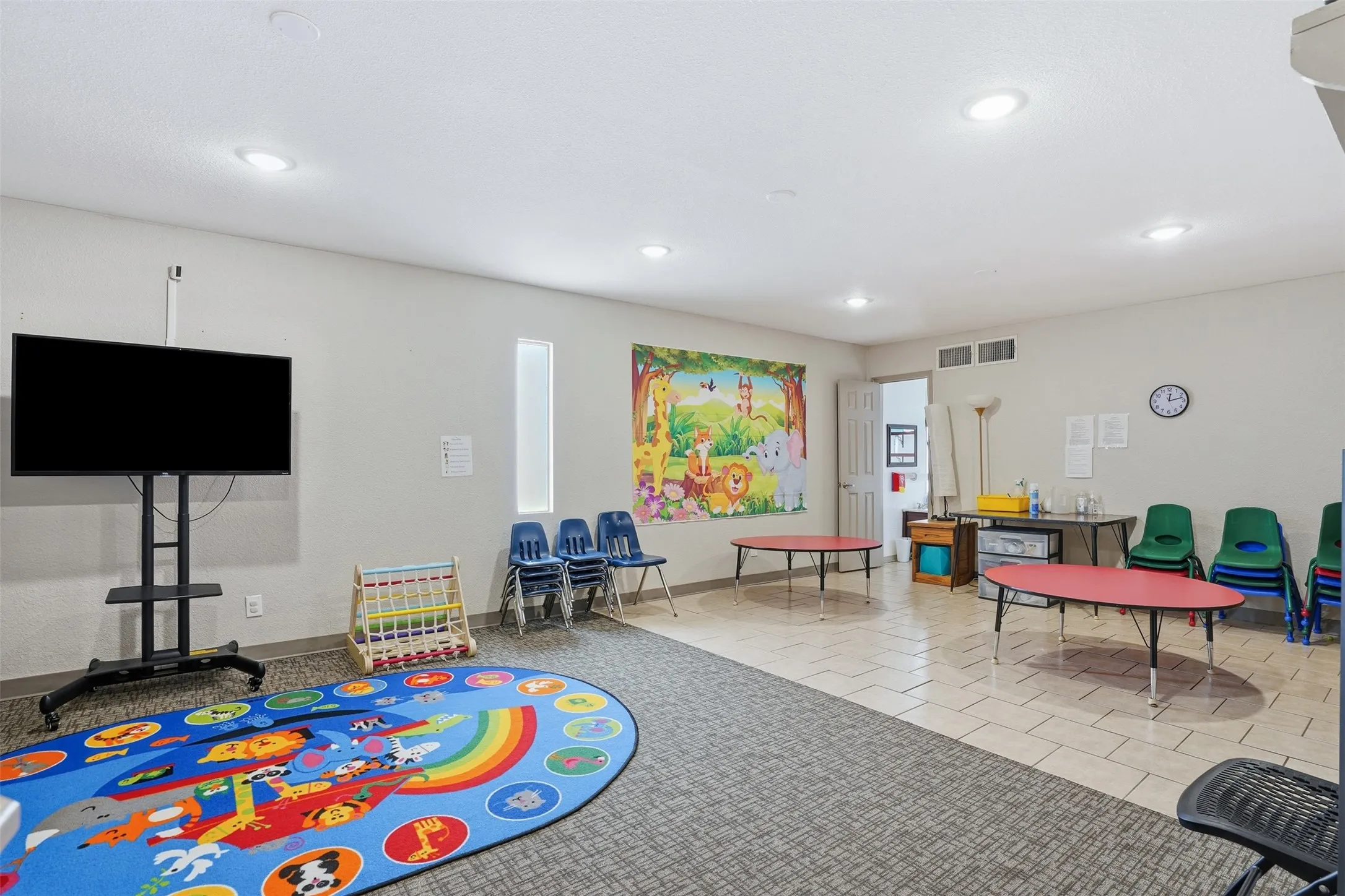 Business For Sale in Johnson County , 342 Alsbury Boulevard, Burleson, Texas 76028, 0, 0, Garage spaces, 0 Sqft, built in 1980, Preowned, mls#21185903, Real Estate Agent in Burleson, Homes For Sale in Johnson county, Homes For Sale in Burleson, Realtor in Burleson Texas, Real Estate Brokerage Independent Realty Texas, Luminita Cordes Realtor