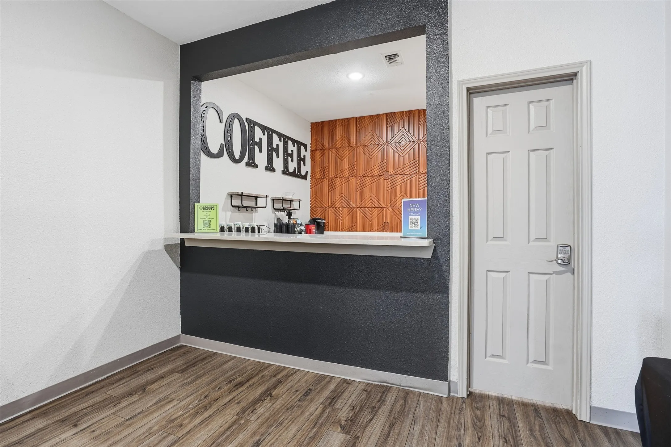 Business For Sale in Johnson County , 342 Alsbury Boulevard, Burleson, Texas 76028, 0, 0, Garage spaces, 0 Sqft, built in 1980, Preowned, mls#21185903, Real Estate Agent in Burleson, Homes For Sale in Johnson county, Homes For Sale in Burleson, Realtor in Burleson Texas, Real Estate Brokerage Independent Realty Texas, Luminita Cordes Realtor