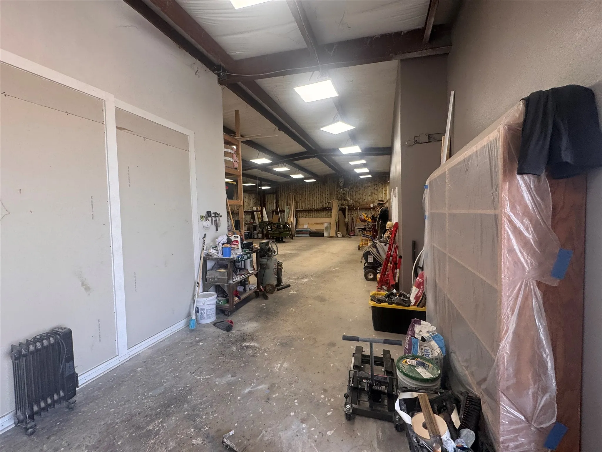 Industrial For Sale in Brown County , 1301 Burney Drive, Brownwood, Texas 76801, 0, 0, Garage spaces, 0 Sqft, built in 2005, Preowned, mls#21191381, Real Estate Agent in Brownwood, Homes For Sale in Brown county, Homes For Sale in Brownwood, Realtor in Brownwood Texas, Real Estate Brokerage Independent Realty Texas, Luminita Cordes Realtor