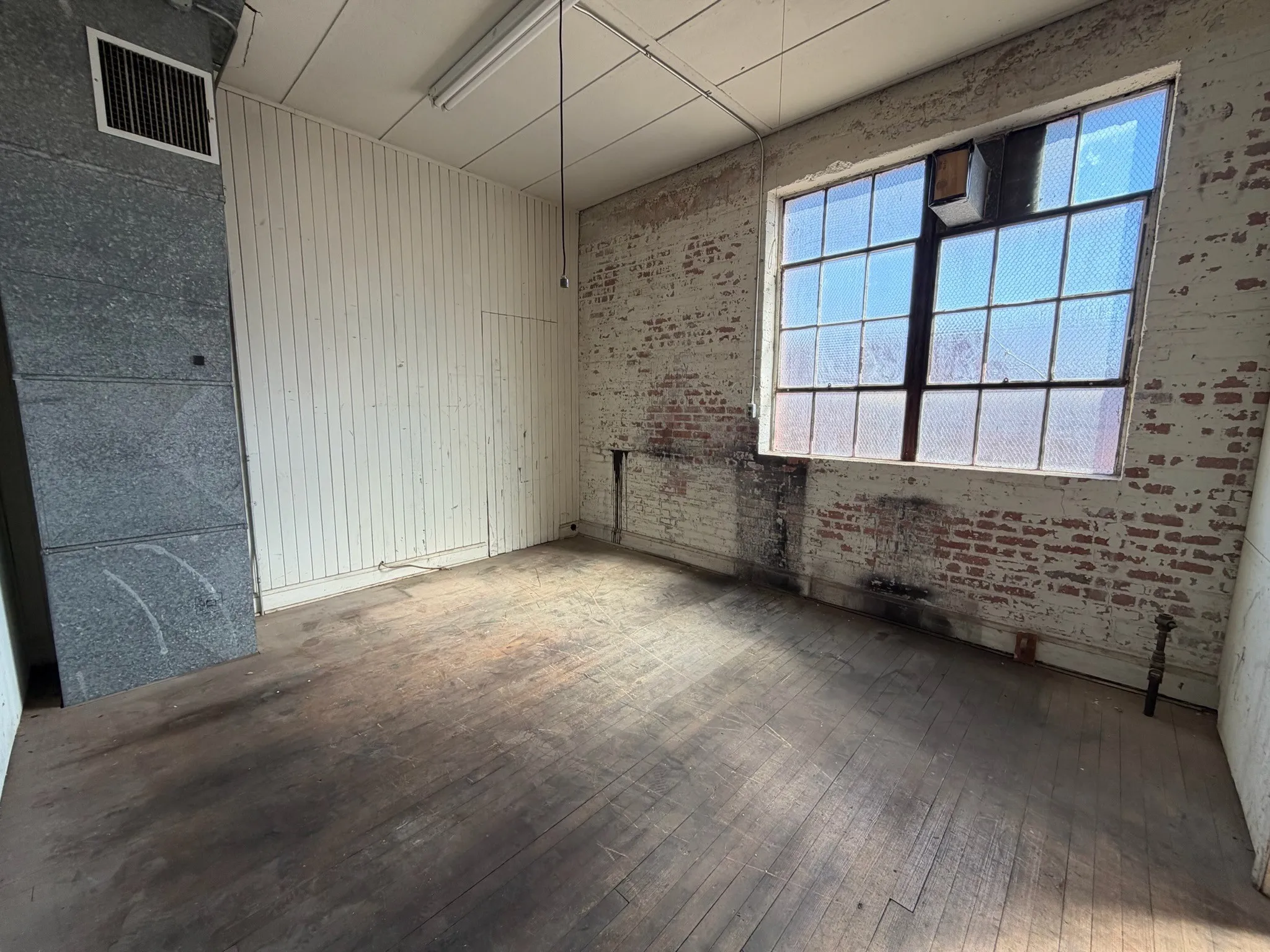 Retail For Sale in Taylor County , 1274 N 2nd Street, Abilene, Texas 79601, 0, 0, Garage spaces, 13,000 Sqft, built in 1915, Preowned, Price $999,900, mls#21191423, Real Estate Agent in Abilene, Homes For Sale in Taylor county, Homes For Sale in Abilene, Realtor in Abilene Texas, Real Estate Brokerage Independent Realty Texas, Luminita Cordes Realtor