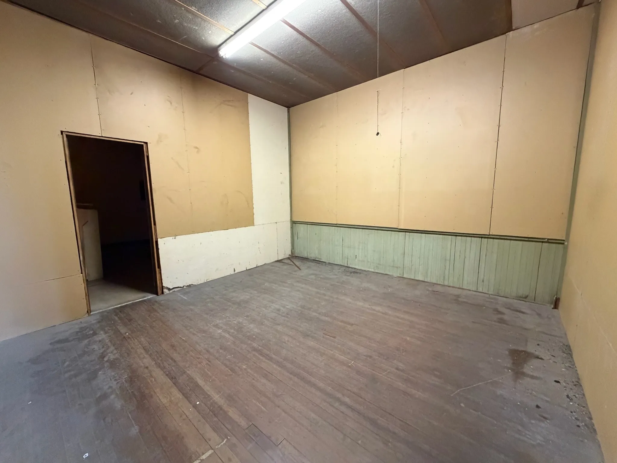 Retail For Sale in Taylor County , 1274 N 2nd Street, Abilene, Texas 79601, 0, 0, Garage spaces, 13,000 Sqft, built in 1915, Preowned, Price $999,900, mls#21191423, Real Estate Agent in Abilene, Homes For Sale in Taylor county, Homes For Sale in Abilene, Realtor in Abilene Texas, Real Estate Brokerage Independent Realty Texas, Luminita Cordes Realtor