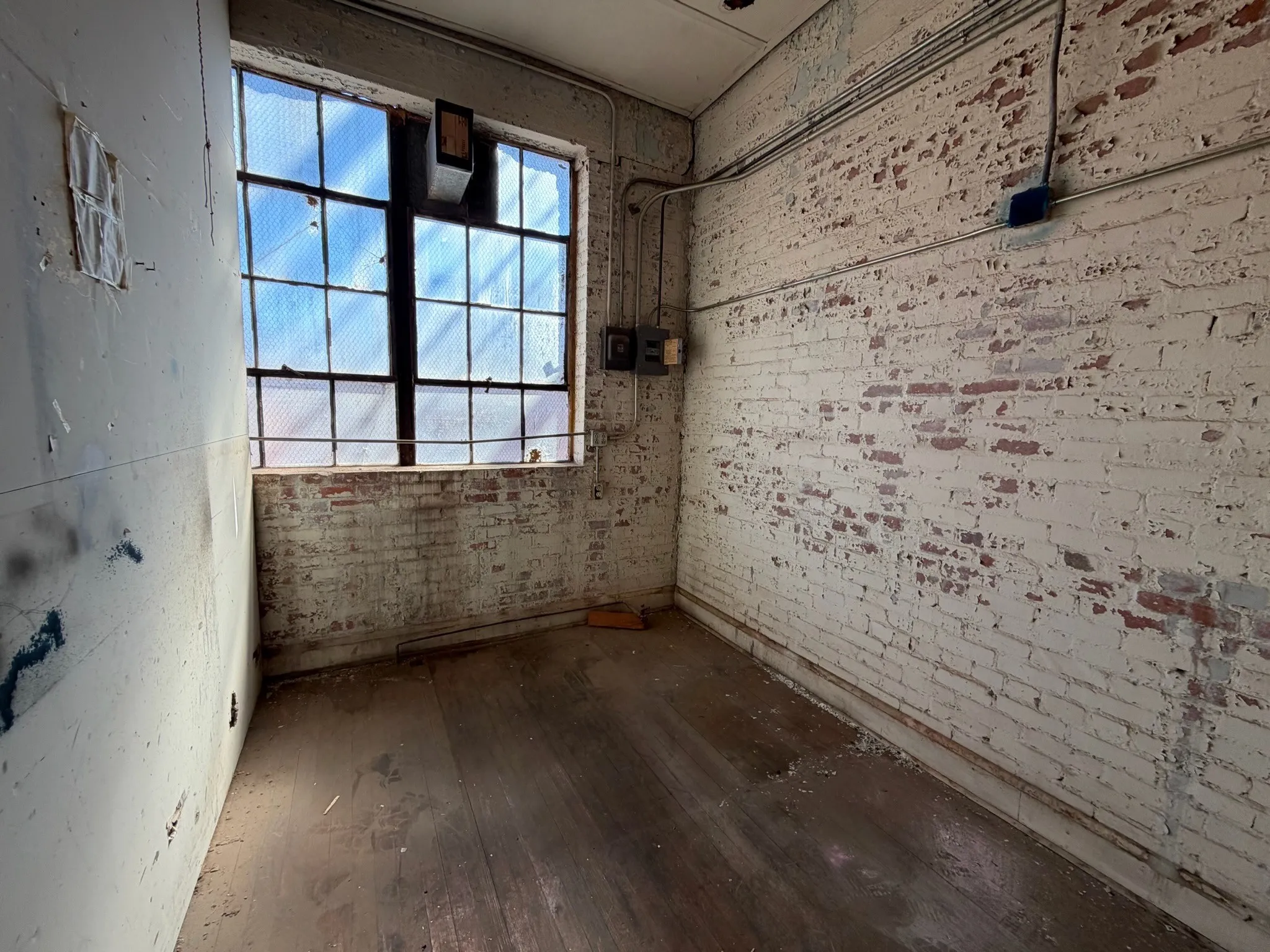 Retail For Sale in Taylor County , 1274 N 2nd Street, Abilene, Texas 79601, 0, 0, Garage spaces, 13,000 Sqft, built in 1915, Preowned, Price $999,900, mls#21191423, Real Estate Agent in Abilene, Homes For Sale in Taylor county, Homes For Sale in Abilene, Realtor in Abilene Texas, Real Estate Brokerage Independent Realty Texas, Luminita Cordes Realtor