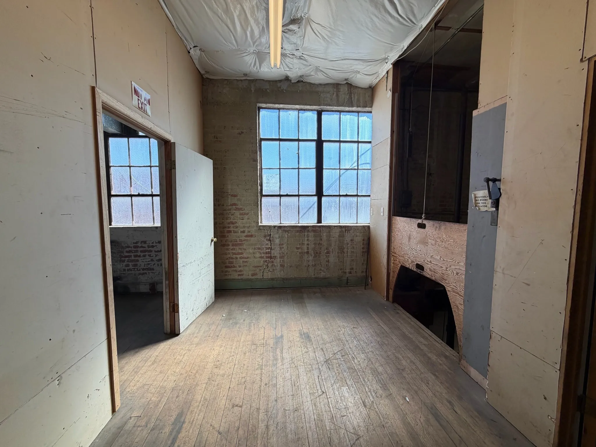 Retail For Sale in Taylor County , 1274 N 2nd Street, Abilene, Texas 79601, 0, 0, Garage spaces, 13,000 Sqft, built in 1915, Preowned, Price $999,900, mls#21191423, Real Estate Agent in Abilene, Homes For Sale in Taylor county, Homes For Sale in Abilene, Realtor in Abilene Texas, Real Estate Brokerage Independent Realty Texas, Luminita Cordes Realtor