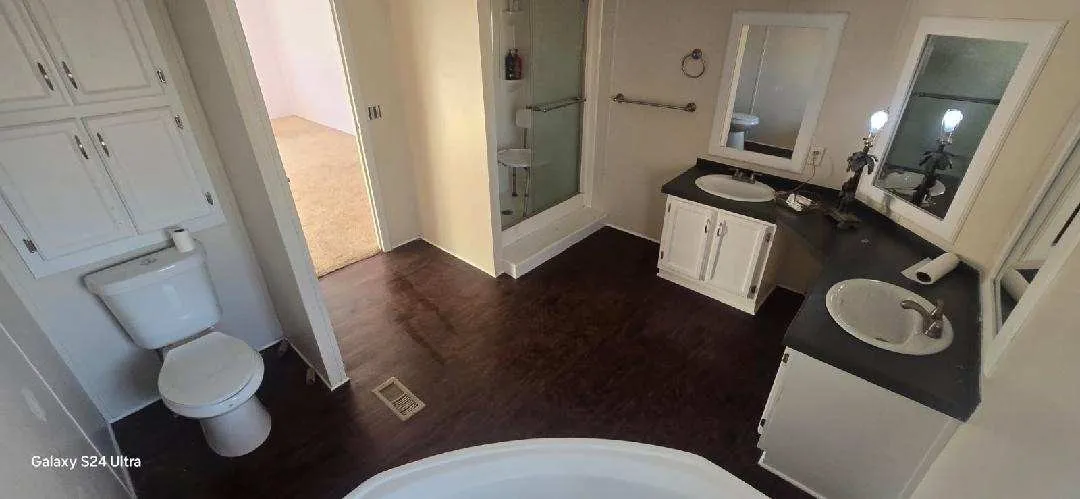 Mobile Home For Sale in Hood County , 3815 Oak Meadow Street, Granbury, Texas 76048, 3 Bedroom, 2 Bathroom, Garage spaces, 1,726 Sqft, built in 2000, mls#21191398, Real Estate Agent in Granbury, Homes For Sale in Hood county, Homes For Sale in Granbury, Realtor in Granbury Texas, Real Estate Brokerage Independent Realty Texas, Luminita Cordes Realtor