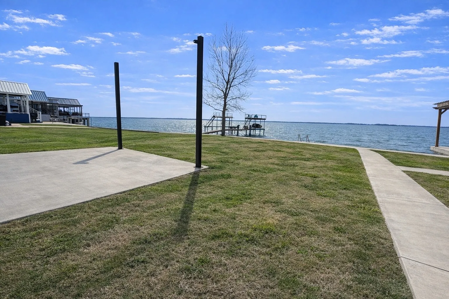 Waterfront lot views near Corsicana with wide-open lake scenery.