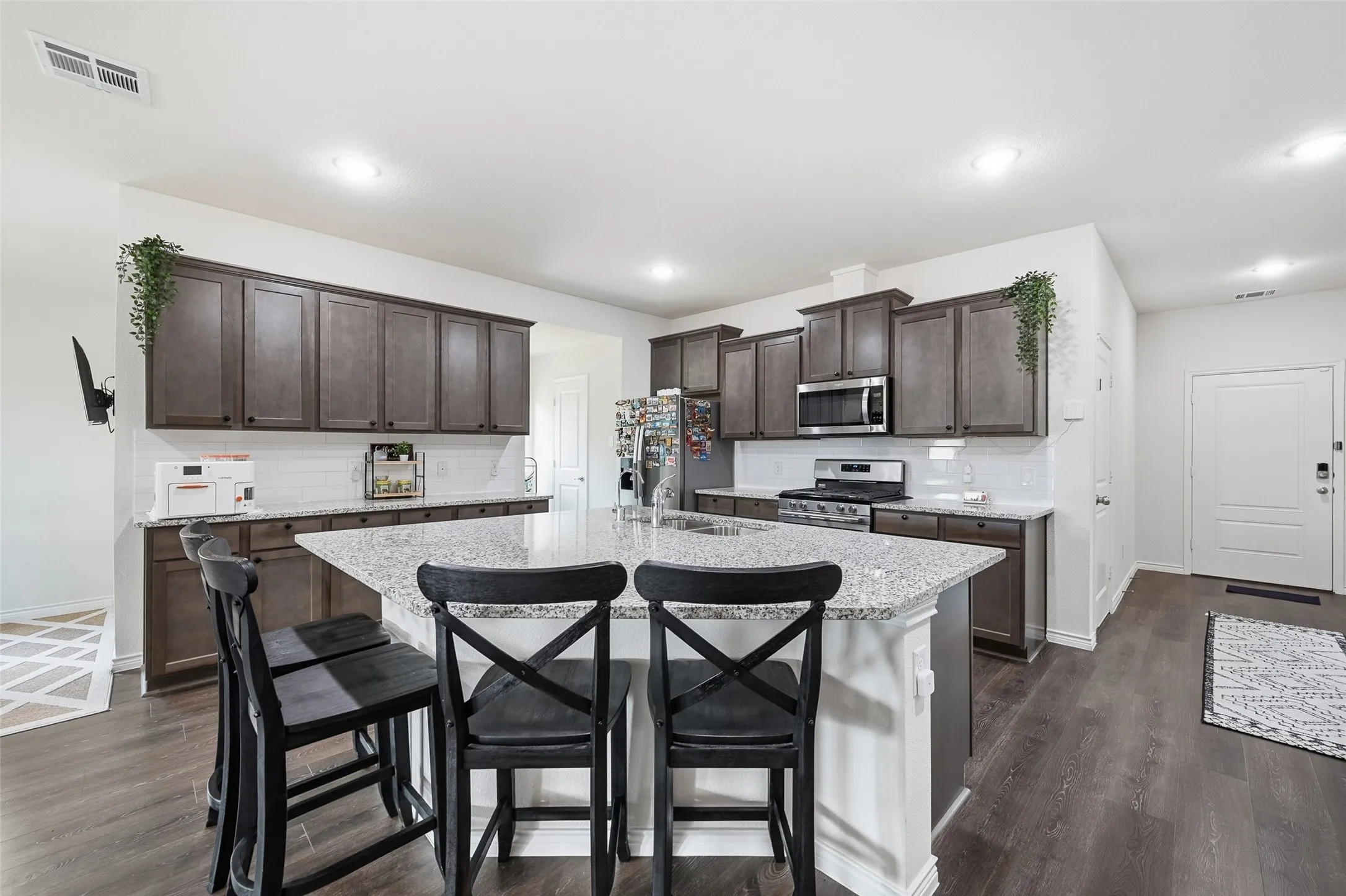 Single Family Residence For Sale in Collin County , 505 Auburn Forest Drive, Princeton, Texas 75407, 4 Bedroom, 2 Bathroom, 2 Garage spaces, 2,014 Sqft, built in 2022, Preowned, mls#21189808, Real Estate Agent in Princeton, Homes For Sale in Collin county, Homes For Sale in Princeton, Realtor in Princeton Texas, Real Estate Brokerage Independent Realty Texas, Luminita Cordes Realtor