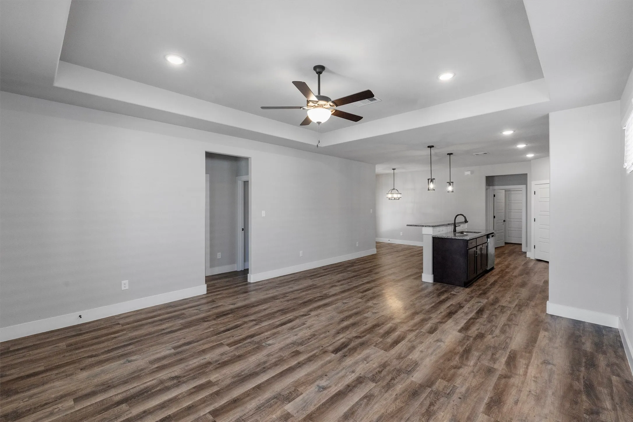 Single Family Residence For Sale in Johnson County , 641 The Cottages Drive, Godley, Texas 76044, 3 Bedroom, 2 Bathroom, 2 Garage spaces, 1,610 Sqft, built in 2022, mls#21190025, Real Estate Agent in Godley, Homes For Sale in Johnson county, Homes For Sale in Godley, Realtor in Godley Texas, Real Estate Brokerage Independent Realty Texas, Luminita Cordes Realtor