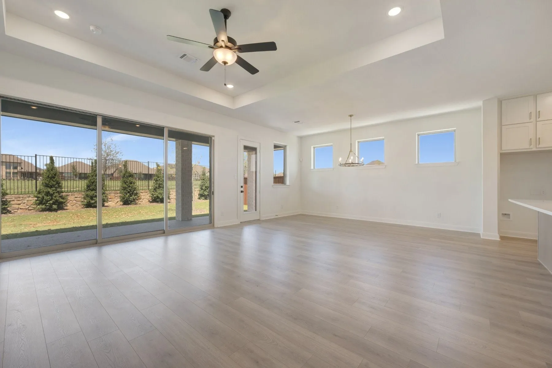 Single Family Residence For Sale in Ellis County , 3283 Jersey Drive, Midlothian, Texas 76065, 4 Bedroom, 5 Bathroom, 2 Garage spaces, 3,421 Sqft, built in 2026, New Construction - Incomplete, mls#21191614, Real Estate Agent in Midlothian, Homes For Sale in Ellis county, Homes For Sale in Midlothian, Realtor in Midlothian Texas, Real Estate Brokerage Independent Realty Texas, Luminita Cordes Realtor