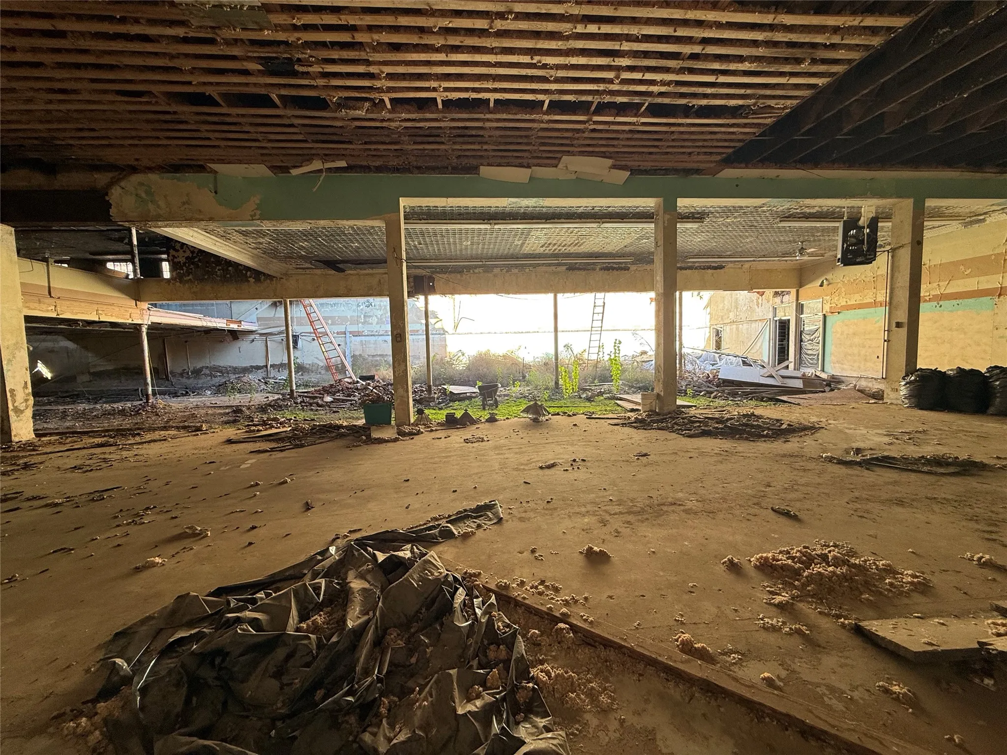 Retail For Sale in Navarro County , 208 N Beaton Street, Corsicana, Texas 75110, 0, 0, Garage spaces, 0 Sqft, built in 1900, Unknown, mls#21190902, Real Estate Agent in Corsicana, Homes For Sale in Navarro county, Homes For Sale in Corsicana, Realtor in Corsicana Texas, Real Estate Brokerage Independent Realty Texas, Luminita Cordes Realtor