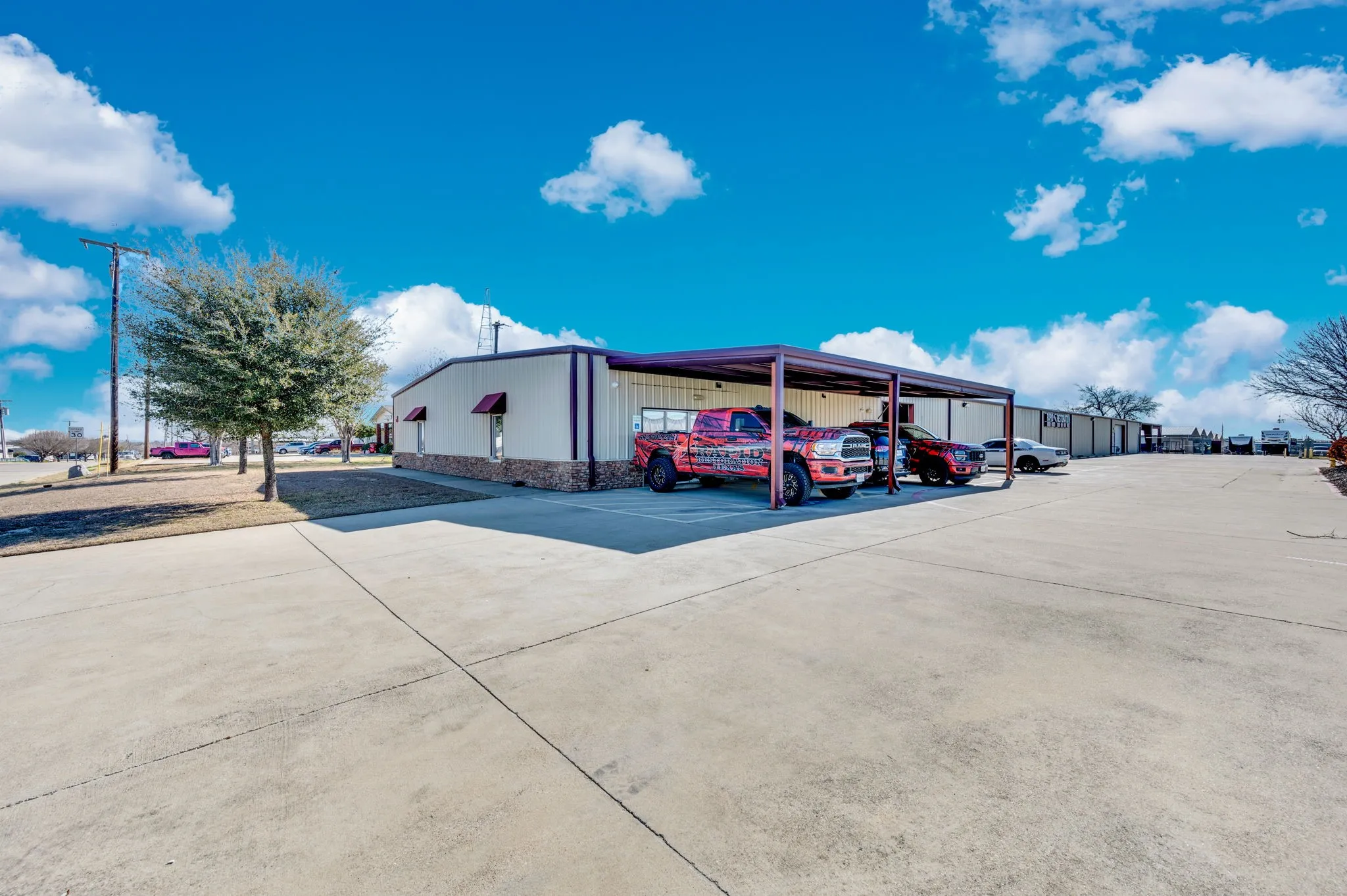Industrial For Rent in Tarrant County , 801 S 4th Avenue, Mansfield, Texas 76063, 0, 0, Garage spaces, 0 Sqft, built in 1972, Preowned, Price $13,000, mls#21191628, Real Estate Agent in Mansfield, Homes For Rent in Tarrant county, Homes For Rent in Mansfield, Realtor in Mansfield Texas, Real Estate Brokerage Independent Realty Texas, Luminita Cordes Realtor