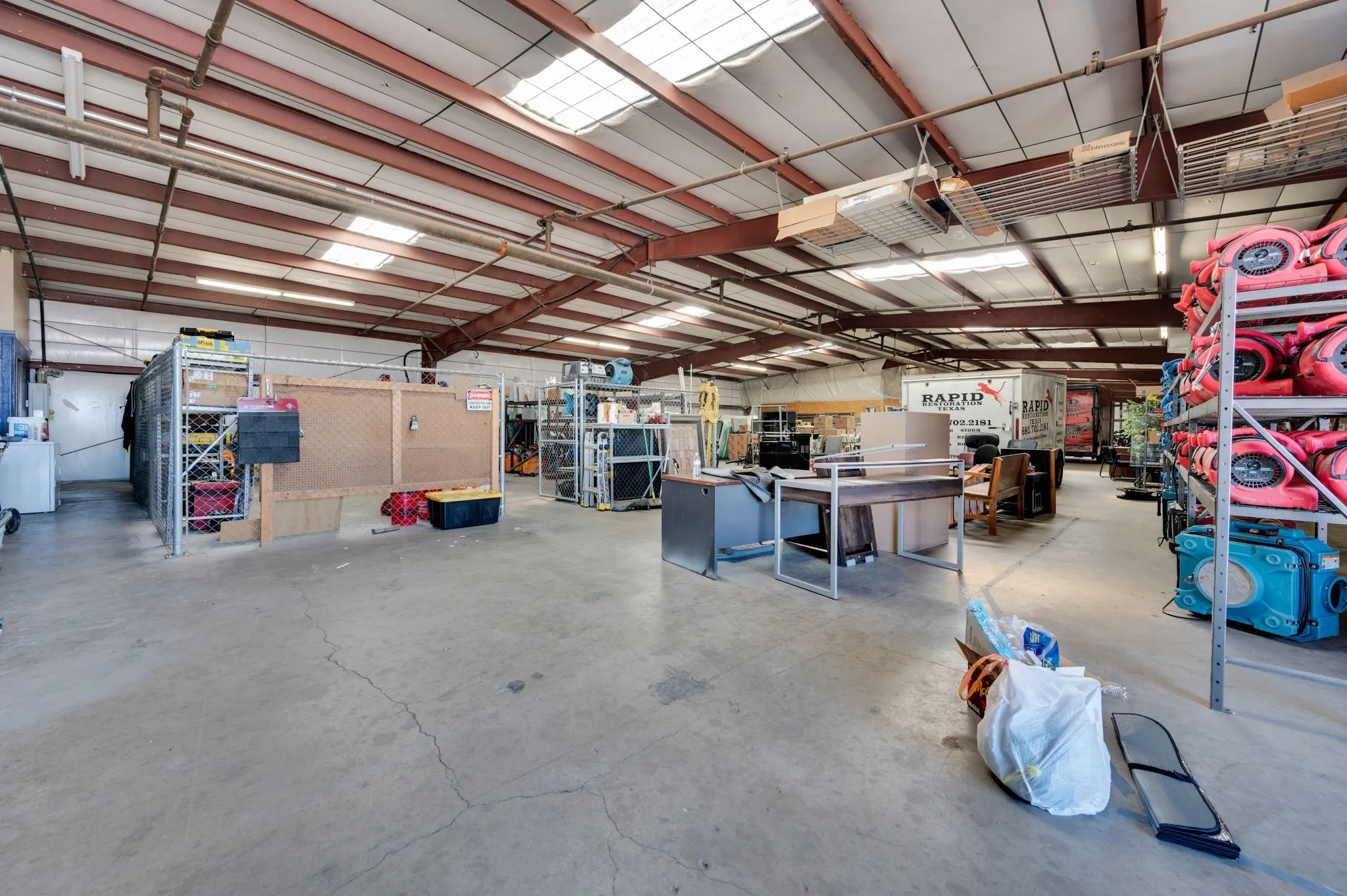 Industrial For Rent in Tarrant County , 801 S 4th Avenue, Mansfield, Texas 76063, 0, 0, Garage spaces, 0 Sqft, built in 1972, Preowned, Price $13,000, mls#21191628, Real Estate Agent in Mansfield, Homes For Rent in Tarrant county, Homes For Rent in Mansfield, Realtor in Mansfield Texas, Real Estate Brokerage Independent Realty Texas, Luminita Cordes Realtor