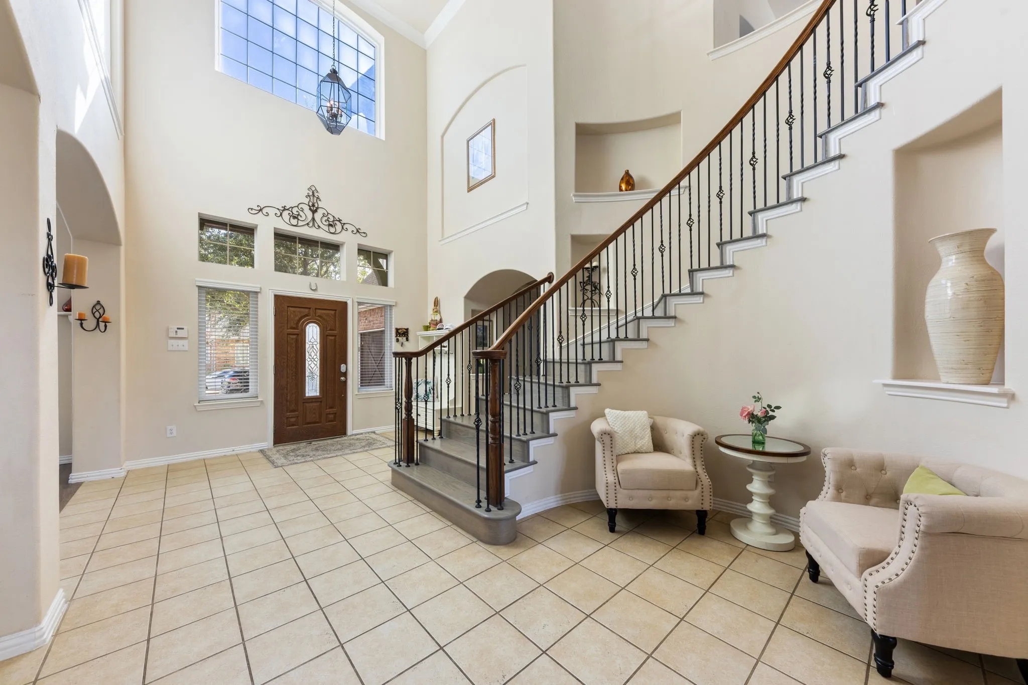 Single Family Residence For Sale in Denton County , 721 Peco Street, Lantana, Texas 76226, 5 Bedroom, 4 Bathroom, 2 Garage spaces, 4,164 Sqft, built in 2004, mls#21191580, Real Estate Agent in Lantana, Homes For Sale in Denton county, Homes For Sale in Lantana, Realtor in Lantana Texas, Real Estate Brokerage Independent Realty Texas, Luminita Cordes Realtor