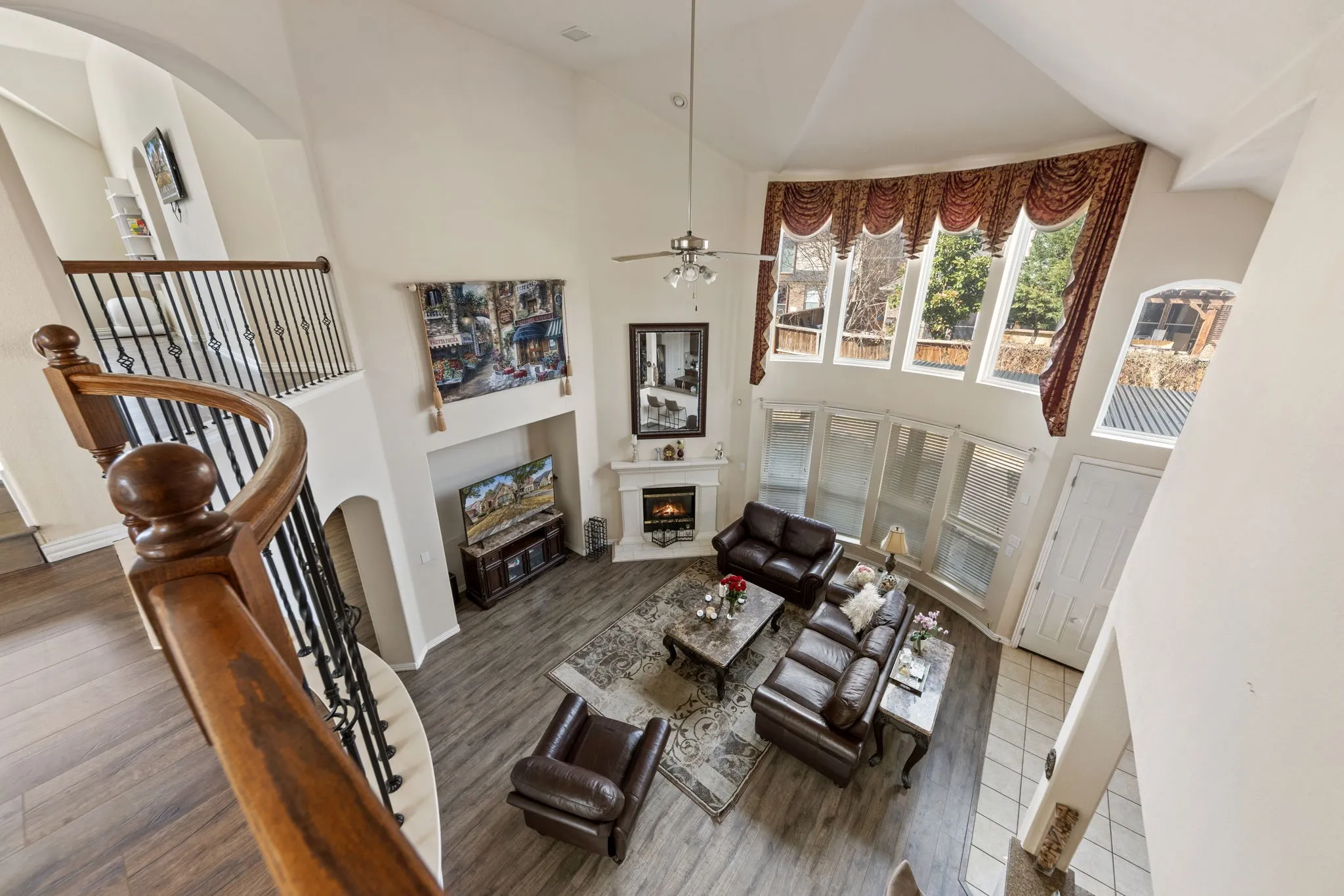 Single Family Residence For Sale in Denton County , 721 Peco Street, Lantana, Texas 76226, 5 Bedroom, 4 Bathroom, 2 Garage spaces, 4,164 Sqft, built in 2004, mls#21191580, Real Estate Agent in Lantana, Homes For Sale in Denton county, Homes For Sale in Lantana, Realtor in Lantana Texas, Real Estate Brokerage Independent Realty Texas, Luminita Cordes Realtor