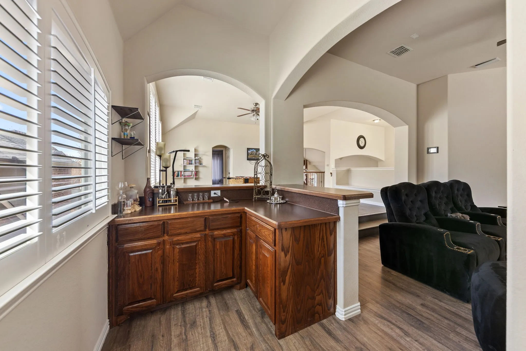 Single Family Residence For Sale in Denton County , 721 Peco Street, Lantana, Texas 76226, 5 Bedroom, 4 Bathroom, 2 Garage spaces, 4,164 Sqft, built in 2004, mls#21191580, Real Estate Agent in Lantana, Homes For Sale in Denton county, Homes For Sale in Lantana, Realtor in Lantana Texas, Real Estate Brokerage Independent Realty Texas, Luminita Cordes Realtor