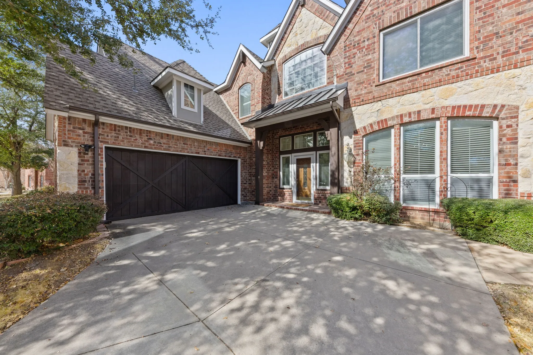 Single Family Residence For Sale in Denton County , 721 Peco Street, Lantana, Texas 76226, 5 Bedroom, 4 Bathroom, 2 Garage spaces, 4,164 Sqft, built in 2004, mls#21191580, Real Estate Agent in Lantana, Homes For Sale in Denton county, Homes For Sale in Lantana, Realtor in Lantana Texas, Real Estate Brokerage Independent Realty Texas, Luminita Cordes Realtor