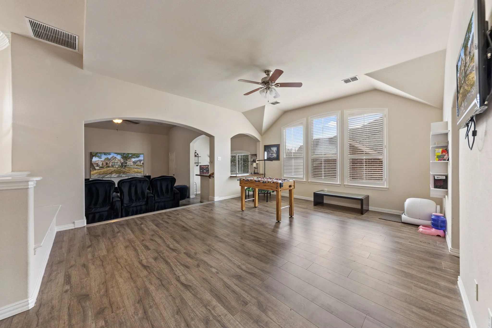 Single Family Residence For Sale in Denton County , 721 Peco Street, Lantana, Texas 76226, 5 Bedroom, 4 Bathroom, 2 Garage spaces, 4,164 Sqft, built in 2004, mls#21191580, Real Estate Agent in Lantana, Homes For Sale in Denton county, Homes For Sale in Lantana, Realtor in Lantana Texas, Real Estate Brokerage Independent Realty Texas, Luminita Cordes Realtor