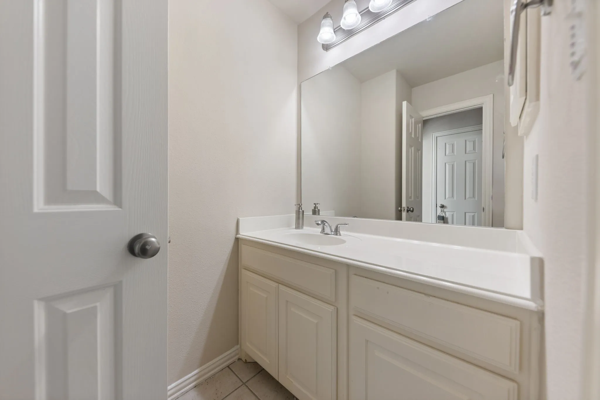 Single Family Residence For Sale in Denton County , 721 Peco Street, Lantana, Texas 76226, 5 Bedroom, 4 Bathroom, 2 Garage spaces, 4,164 Sqft, built in 2004, mls#21191580, Real Estate Agent in Lantana, Homes For Sale in Denton county, Homes For Sale in Lantana, Realtor in Lantana Texas, Real Estate Brokerage Independent Realty Texas, Luminita Cordes Realtor