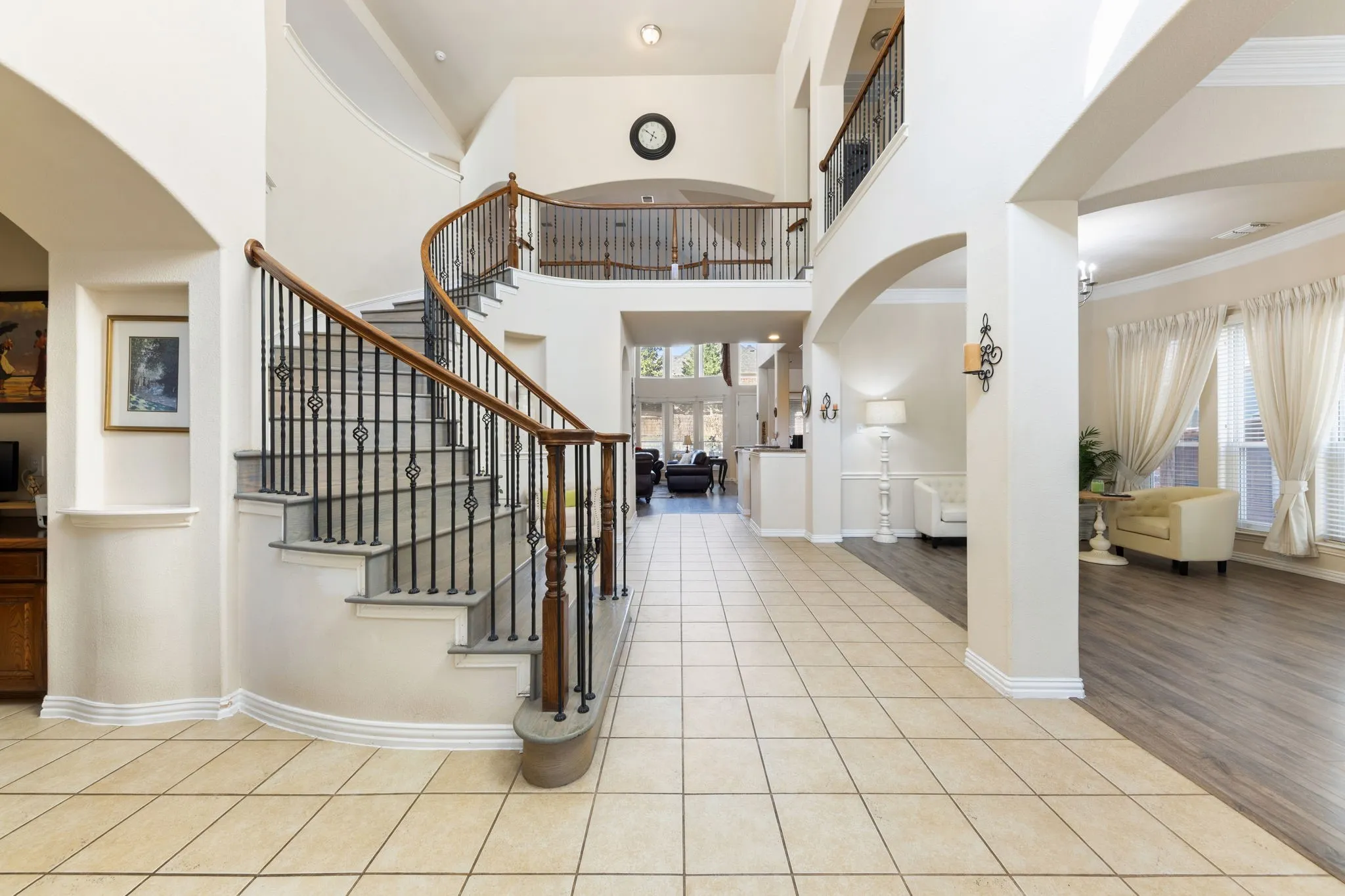 Single Family Residence For Sale in Denton County , 721 Peco Street, Lantana, Texas 76226, 5 Bedroom, 4 Bathroom, 2 Garage spaces, 4,164 Sqft, built in 2004, mls#21191580, Real Estate Agent in Lantana, Homes For Sale in Denton county, Homes For Sale in Lantana, Realtor in Lantana Texas, Real Estate Brokerage Independent Realty Texas, Luminita Cordes Realtor