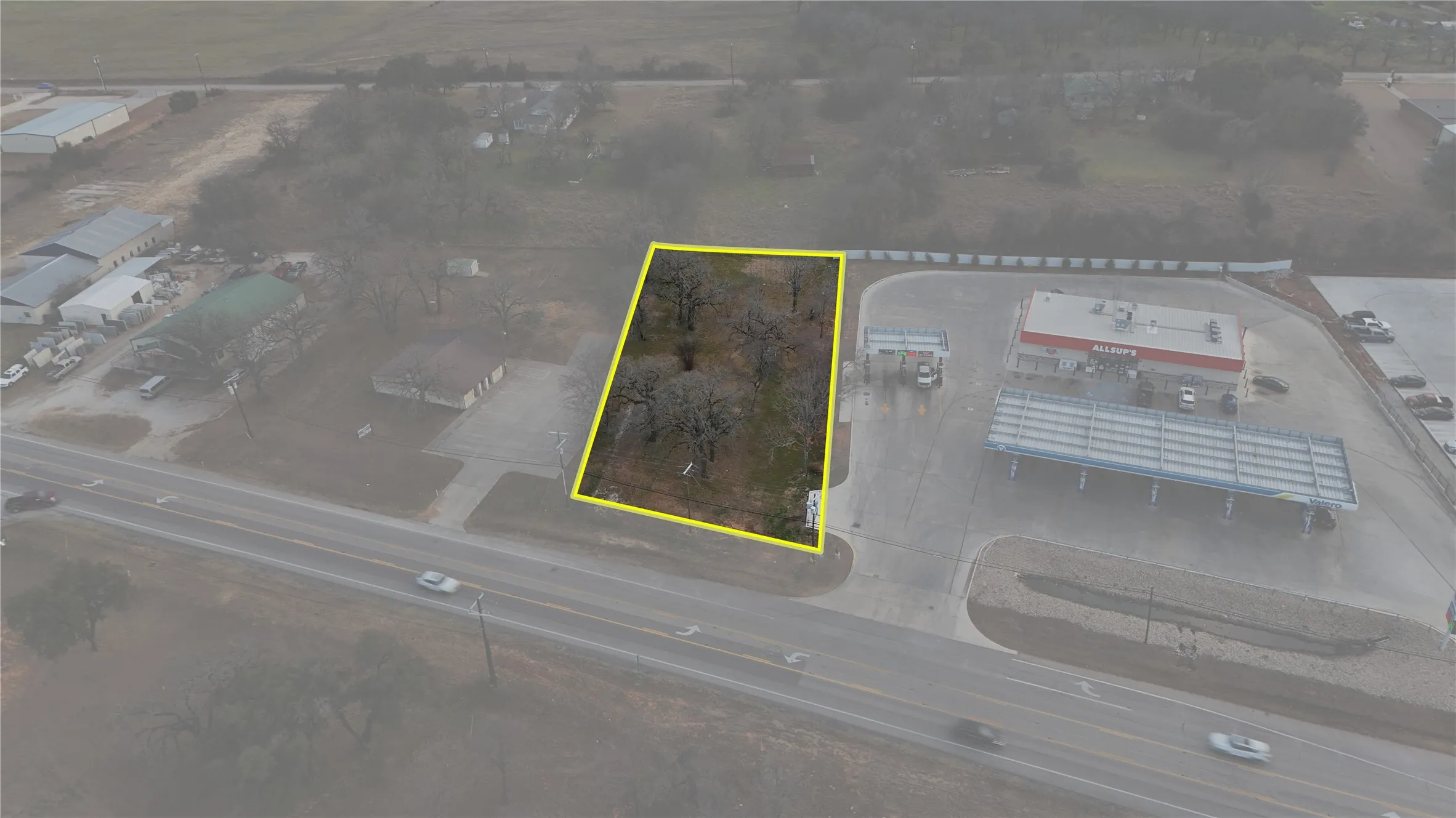 Unimproved Land For Sale in Parker County , 601 W Highway 199, Springtown, Texas 76082, 0, 0, Garage spaces, 0 Sqft, built in 0, mls#21176490, Real Estate Agent in Springtown, Homes For Sale in Parker county, Homes For Sale in Springtown, Realtor in Springtown Texas, Real Estate Brokerage Independent Realty Texas, Luminita Cordes Realtor