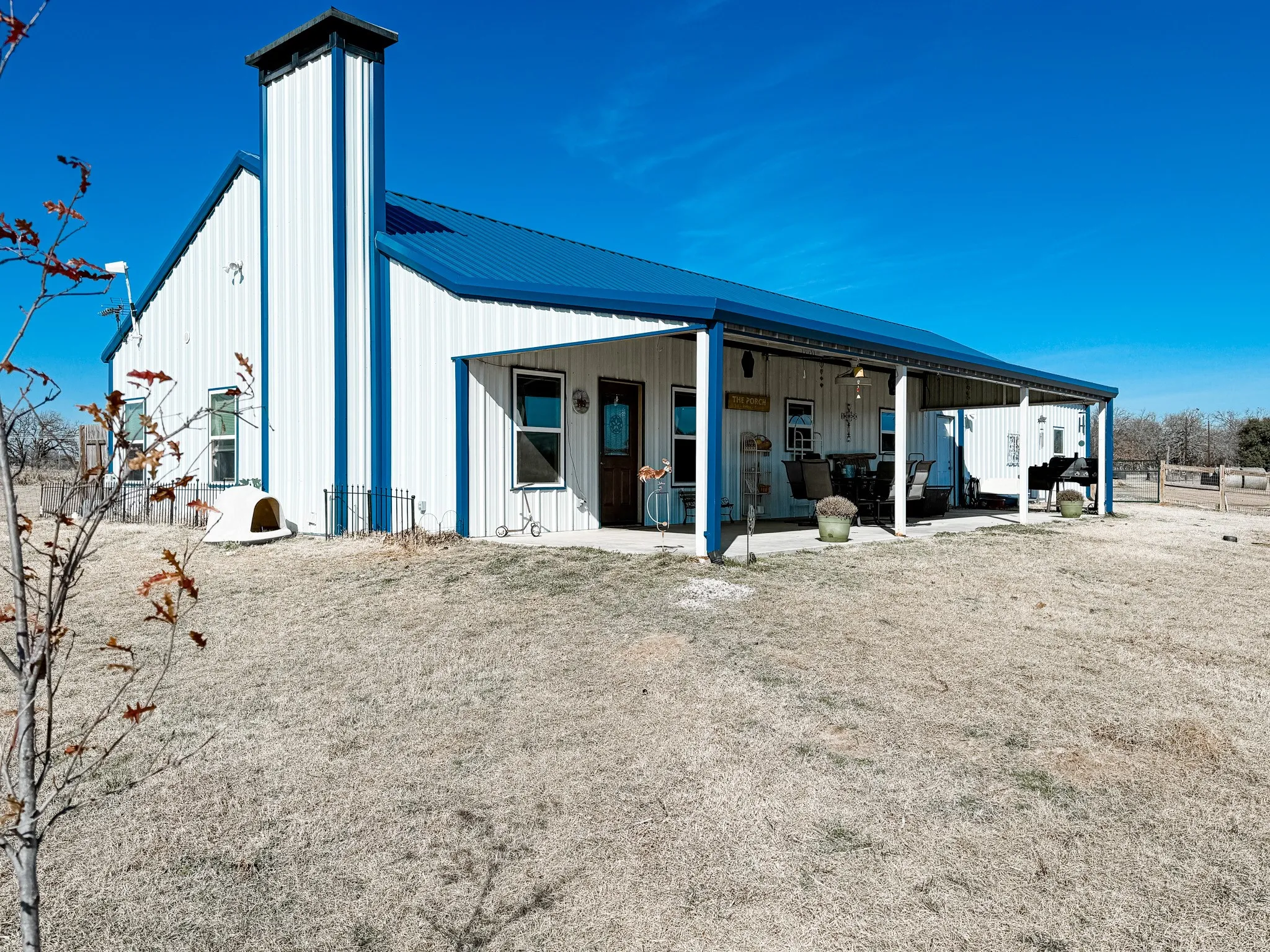 Single Family Residence For Sale in Van Zandt County , 459 Vz County Road 2141, Canton, Texas 75103, 2 Bedroom, 2 Bathroom, 3 Garage spaces, 1,645 Sqft, built in 2021, mls#21187038, Real Estate Agent in Canton, Homes For Sale in Van Zandt county, Homes For Sale in Canton, Realtor in Canton Texas, Real Estate Brokerage Independent Realty Texas, Luminita Cordes Realtor