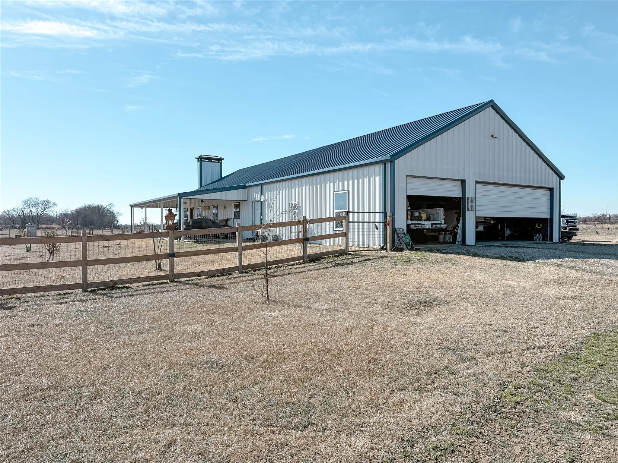 Single Family Residence For Sale in Van Zandt County , 459 Vz County Road 2141, Canton, Texas 75103, 2 Bedroom, 2 Bathroom, 3 Garage spaces, 1,645 Sqft, built in 2021, mls#21187038, Real Estate Agent in Canton, Homes For Sale in Van Zandt county, Homes For Sale in Canton, Realtor in Canton Texas, Real Estate Brokerage Independent Realty Texas, Luminita Cordes Realtor