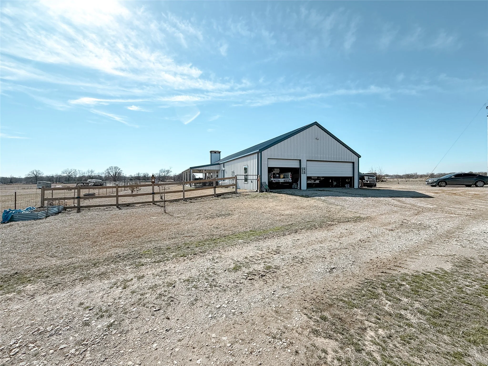 Single Family Residence For Sale in Van Zandt County , 459 Vz County Road 2141, Canton, Texas 75103, 2 Bedroom, 2 Bathroom, 3 Garage spaces, 1,645 Sqft, built in 2021, mls#21187038, Real Estate Agent in Canton, Homes For Sale in Van Zandt county, Homes For Sale in Canton, Realtor in Canton Texas, Real Estate Brokerage Independent Realty Texas, Luminita Cordes Realtor