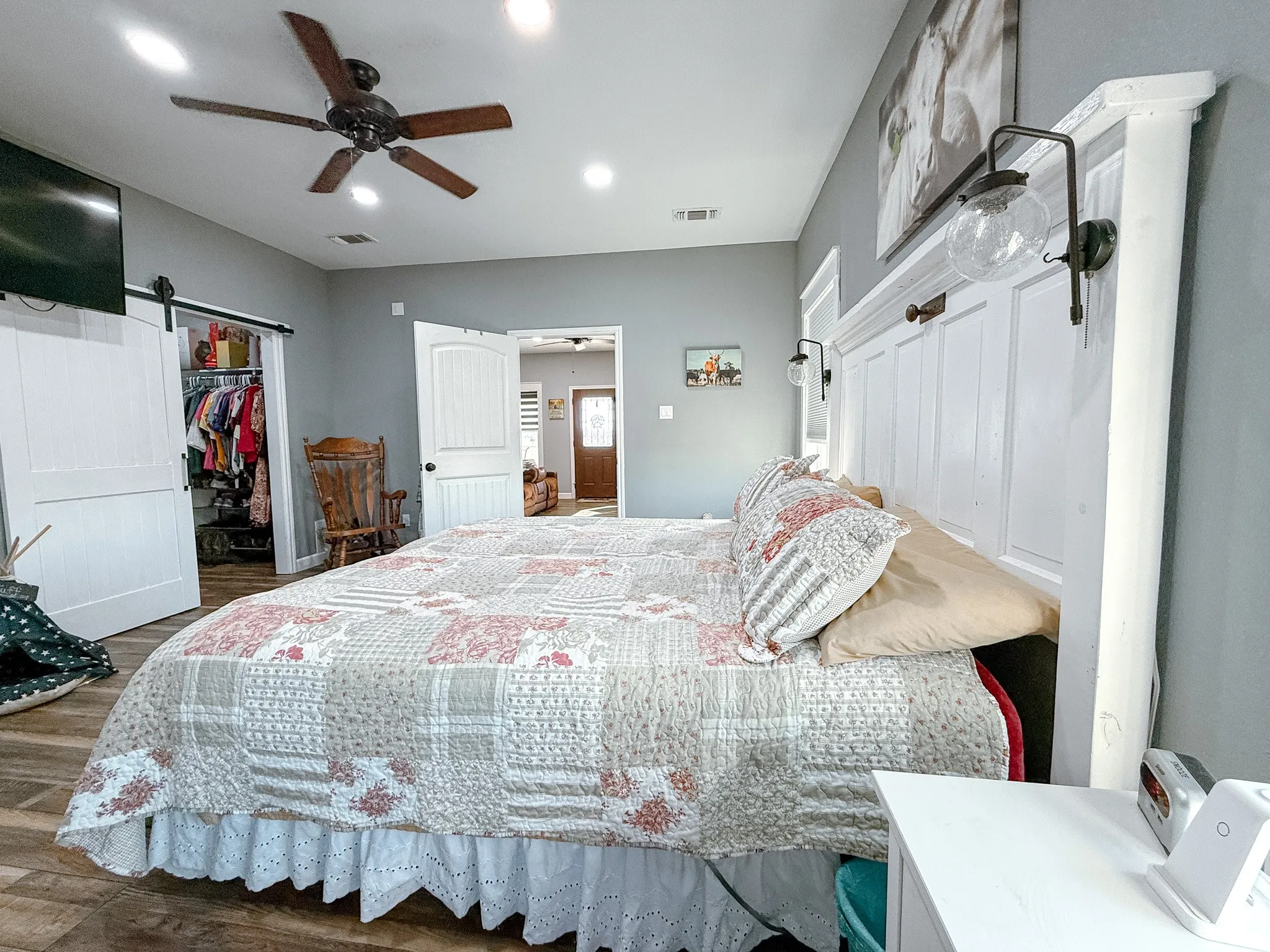 Single Family Residence For Sale in Van Zandt County , 459 Vz County Road 2141, Canton, Texas 75103, 2 Bedroom, 2 Bathroom, 3 Garage spaces, 1,645 Sqft, built in 2021, mls#21187038, Real Estate Agent in Canton, Homes For Sale in Van Zandt county, Homes For Sale in Canton, Realtor in Canton Texas, Real Estate Brokerage Independent Realty Texas, Luminita Cordes Realtor