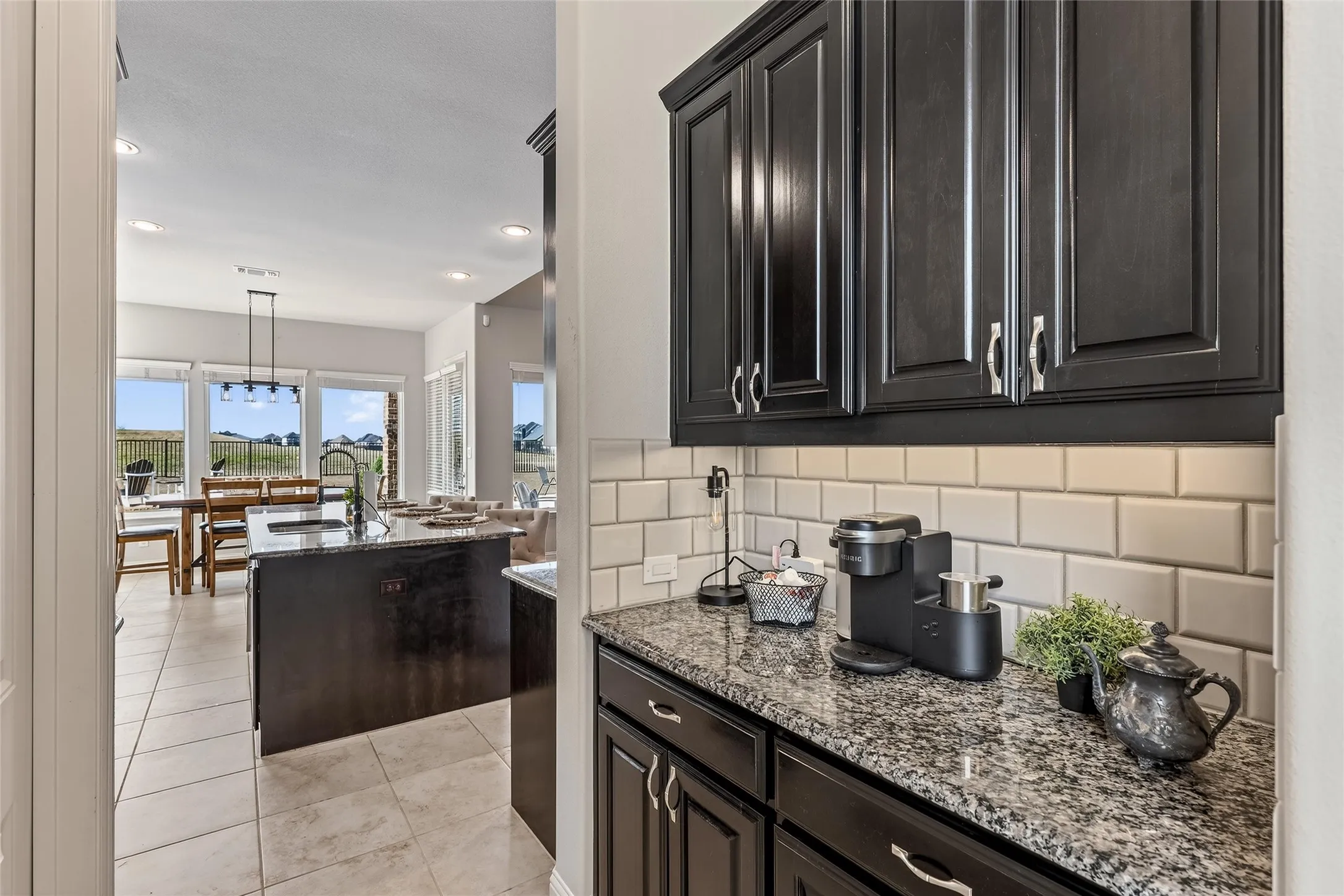 Single Family Residence For Sale in Grayson County , 1505 Wolf Ridge Run, Gunter, Texas 75058, 4 Bedroom, 3 Bathroom, 3 Garage spaces, 3,772 Sqft, built in 2016, Preowned, mls#21191800, Real Estate Agent in Gunter, Homes For Sale in Grayson county, Homes For Sale in Gunter, Realtor in Gunter Texas, Real Estate Brokerage Independent Realty Texas, Luminita Cordes Realtor