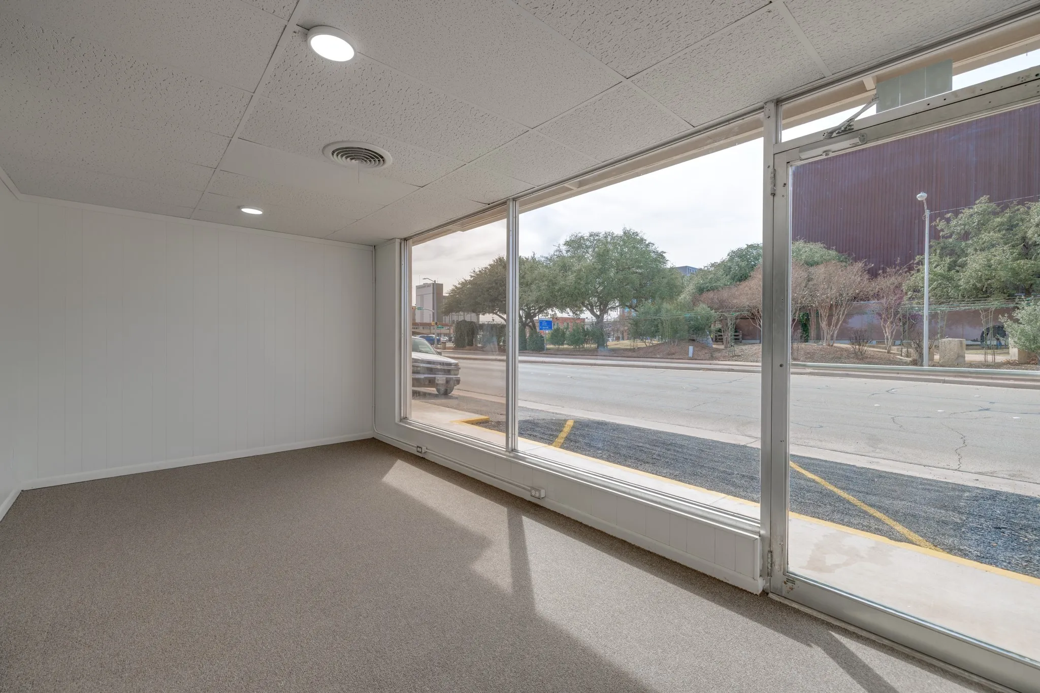 Office For Sale in Taylor County , 627 - 623 Pine Street, Abilene, Texas 79601, 0, 0, Garage spaces, 0 Sqft, built in 1965, Preowned, Price $427,500, mls#21191471, Real Estate Agent in Abilene, Homes For Sale in Taylor county, Homes For Sale in Abilene, Realtor in Abilene Texas, Real Estate Brokerage Independent Realty Texas, Luminita Cordes Realtor