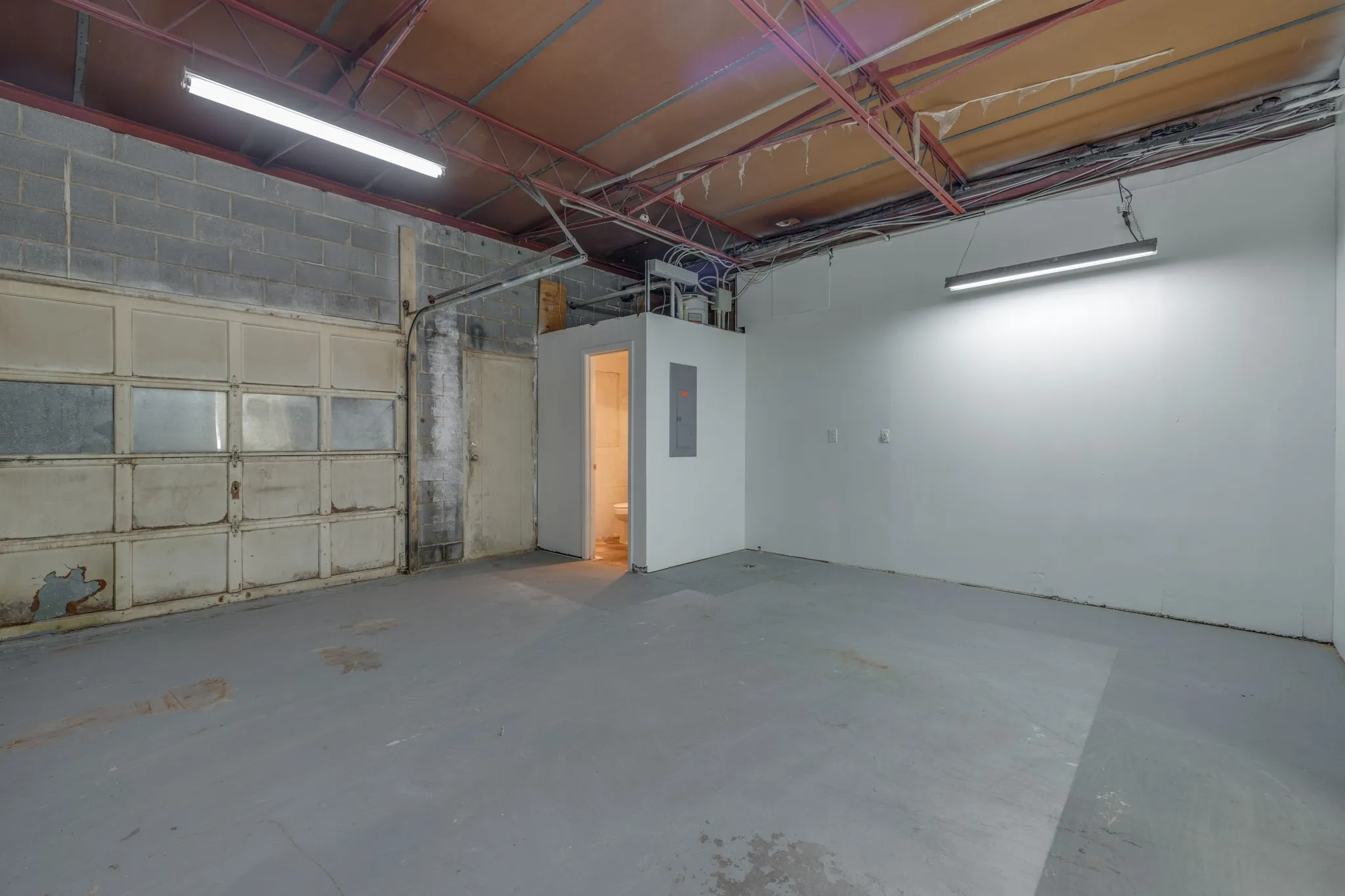 Office For Sale in Taylor County , 627 - 623 Pine Street, Abilene, Texas 79601, 0, 0, Garage spaces, 0 Sqft, built in 1965, Preowned, Price $427,500, mls#21191471, Real Estate Agent in Abilene, Homes For Sale in Taylor county, Homes For Sale in Abilene, Realtor in Abilene Texas, Real Estate Brokerage Independent Realty Texas, Luminita Cordes Realtor