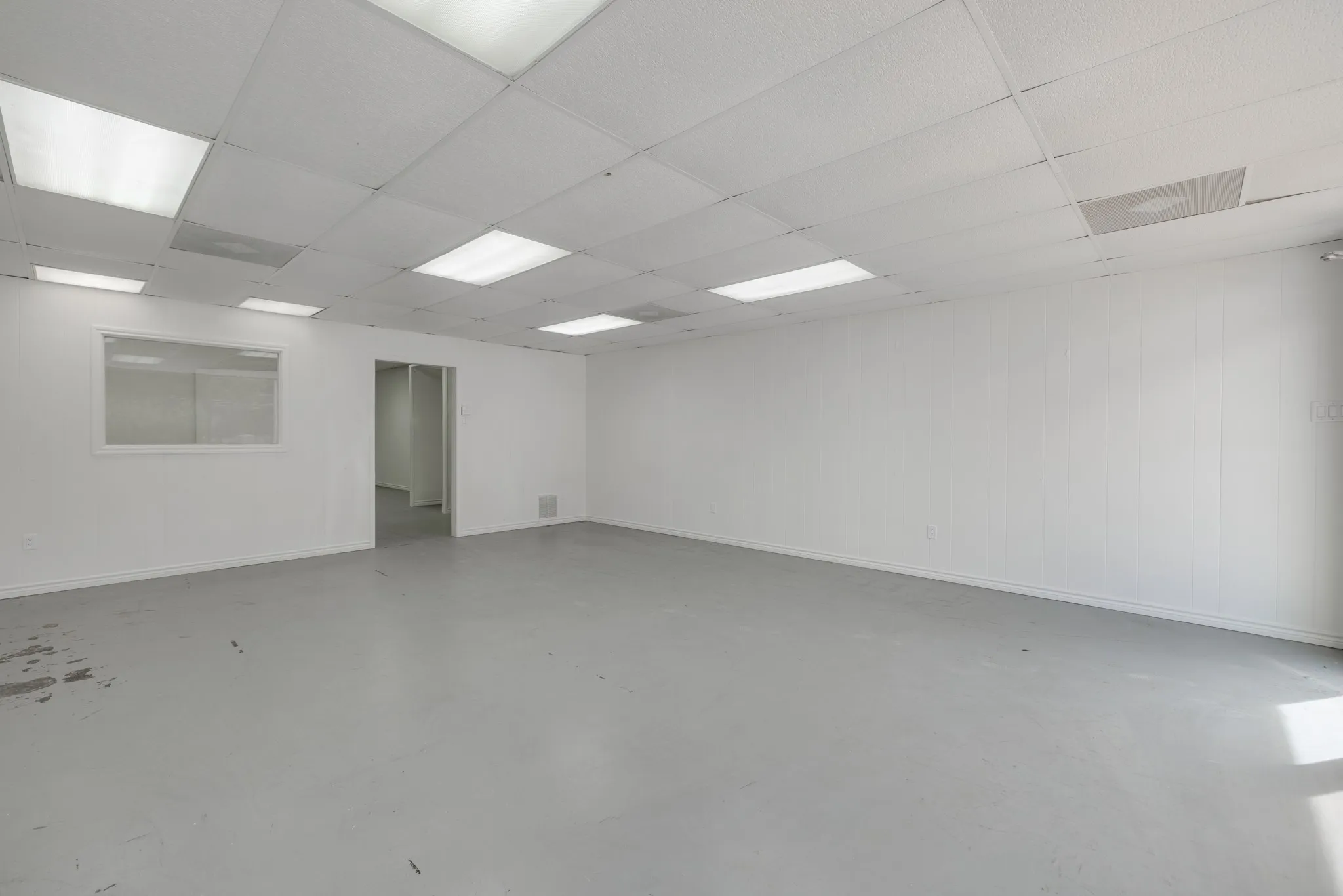 Office For Sale in Taylor County , 627 - 623 Pine Street, Abilene, Texas 79601, 0, 0, Garage spaces, 0 Sqft, built in 1965, Preowned, Price $427,500, mls#21191471, Real Estate Agent in Abilene, Homes For Sale in Taylor county, Homes For Sale in Abilene, Realtor in Abilene Texas, Real Estate Brokerage Independent Realty Texas, Luminita Cordes Realtor
