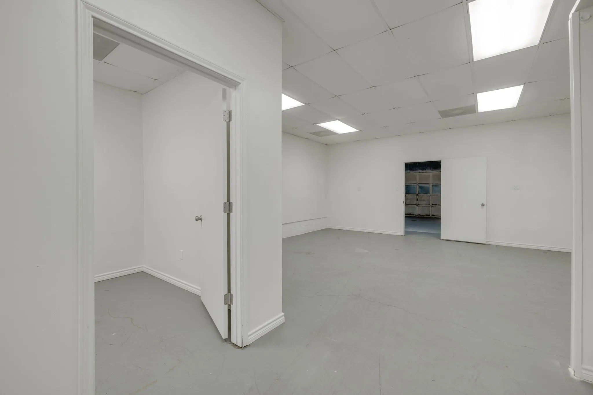 Office For Sale in Taylor County , 627 - 623 Pine Street, Abilene, Texas 79601, 0, 0, Garage spaces, 0 Sqft, built in 1965, Preowned, Price $427,500, mls#21191471, Real Estate Agent in Abilene, Homes For Sale in Taylor county, Homes For Sale in Abilene, Realtor in Abilene Texas, Real Estate Brokerage Independent Realty Texas, Luminita Cordes Realtor
