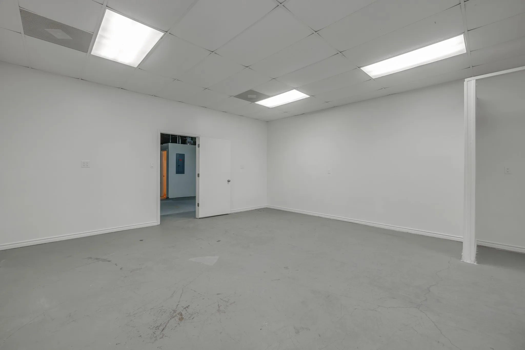 Office For Sale in Taylor County , 627 - 623 Pine Street, Abilene, Texas 79601, 0, 0, Garage spaces, 0 Sqft, built in 1965, Preowned, Price $427,500, mls#21191471, Real Estate Agent in Abilene, Homes For Sale in Taylor county, Homes For Sale in Abilene, Realtor in Abilene Texas, Real Estate Brokerage Independent Realty Texas, Luminita Cordes Realtor