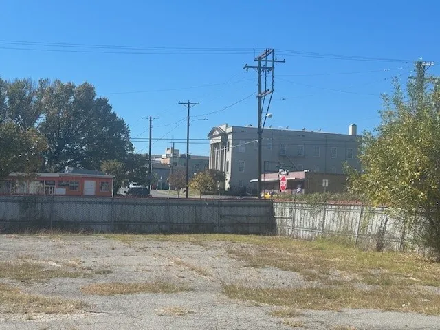 Warehouse For Rent in Grayson County , 308 E Lamar Street, Sherman, Texas 75090, 0, 0, Garage spaces, 0 Sqft, built in 1998, Preowned, mls#21191791, Real Estate Agent in Sherman, Homes For Rent in Grayson county, Homes For Rent in Sherman, Realtor in Sherman Texas, Real Estate Brokerage Independent Realty Texas, Luminita Cordes Realtor