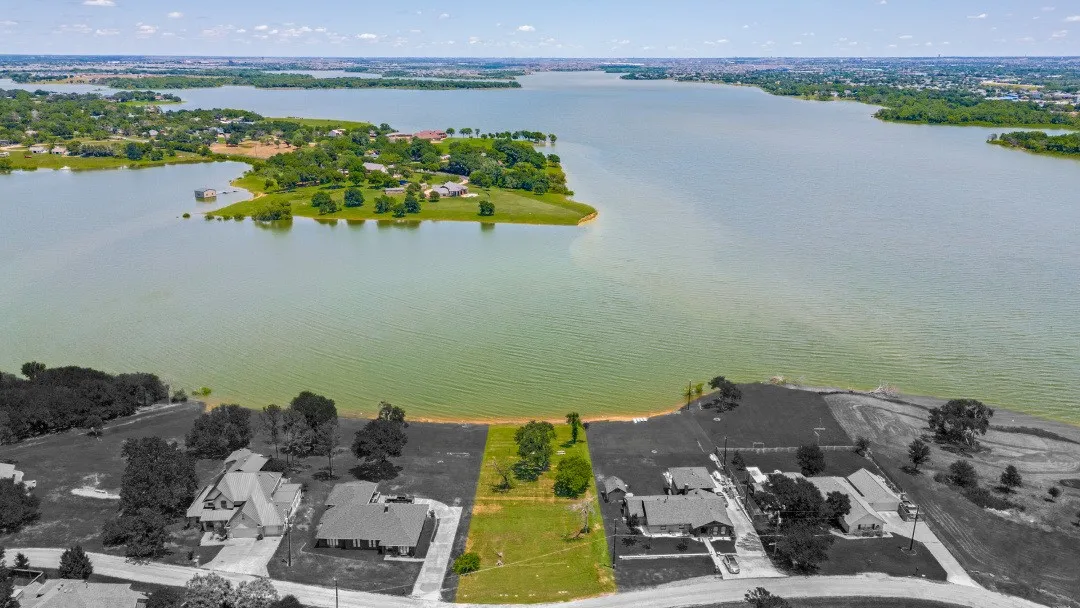 Improved Land For Sale in Denton County , 1505 Hillcrest Drive, Little Elm, Texas 75068, 0, 0, Garage spaces, 0 Sqft, built in 0, mls#21190529, Real Estate Agent in Little Elm, Homes For Sale in Denton county, Homes For Sale in Little Elm, Realtor in Little Elm Texas, Real Estate Brokerage Independent Realty Texas, Luminita Cordes Realtor