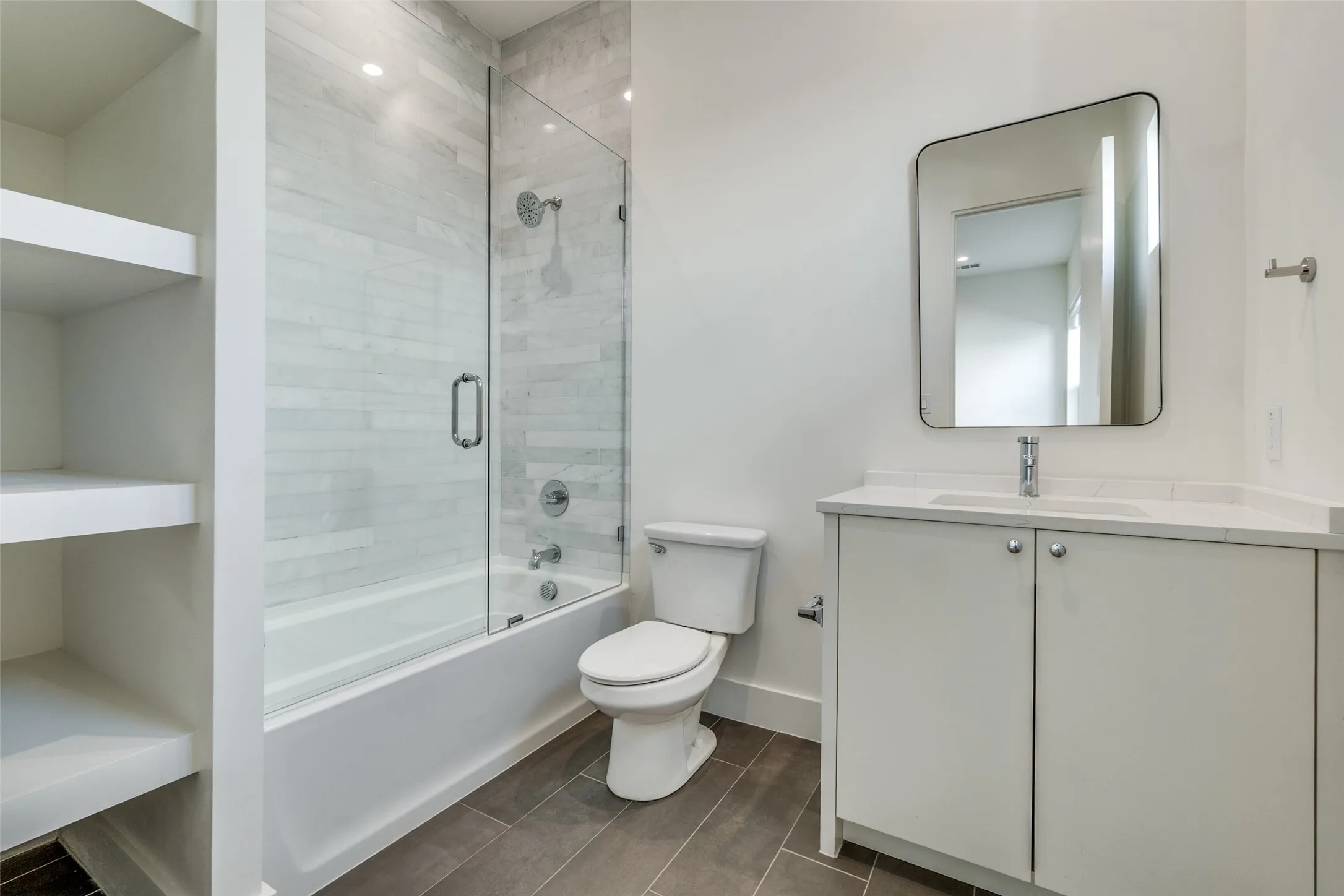 Single Family Residence For Sale in Dallas County , 4414 Abbott Avenue, Dallas, Texas 75205, 3 Bedroom, 4 Bathroom, 2 Garage spaces, 3,716 Sqft, built in 2023, Preowned, mls#21191732, Real Estate Agent in Dallas, Homes For Sale in Dallas county, Homes For Sale in Dallas, Realtor in Dallas Texas, Real Estate Brokerage Independent Realty Texas, Luminita Cordes Realtor