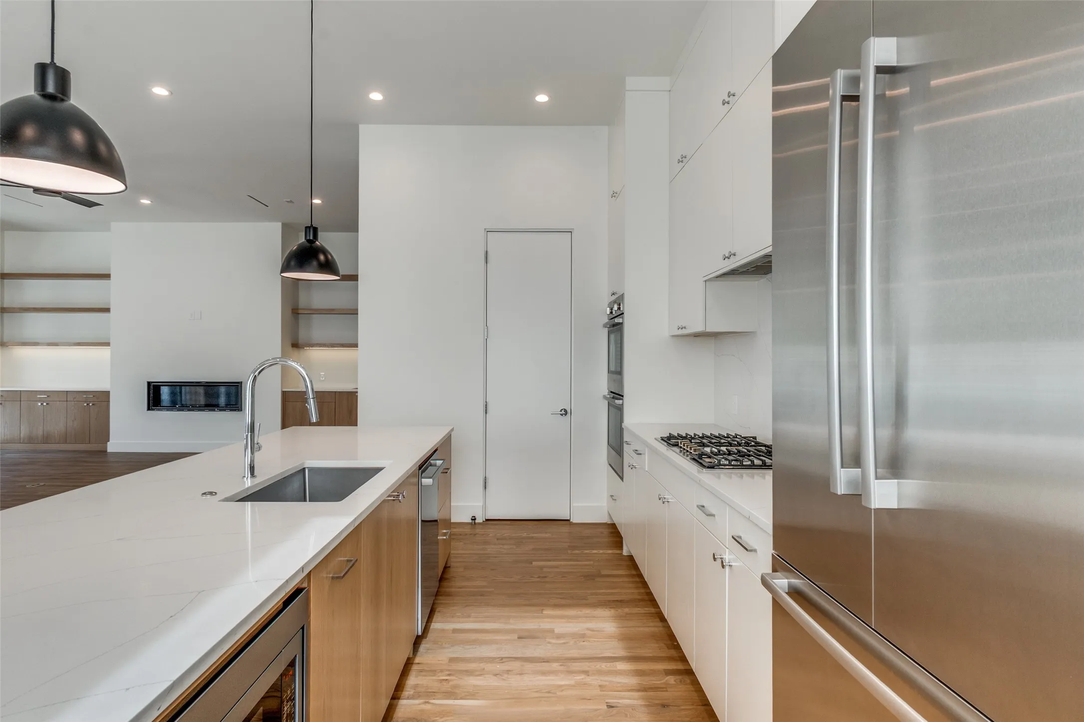 Single Family Residence For Sale in Dallas County , 4414 Abbott Avenue, Dallas, Texas 75205, 3 Bedroom, 4 Bathroom, 2 Garage spaces, 3,716 Sqft, built in 2023, Preowned, mls#21191732, Real Estate Agent in Dallas, Homes For Sale in Dallas county, Homes For Sale in Dallas, Realtor in Dallas Texas, Real Estate Brokerage Independent Realty Texas, Luminita Cordes Realtor