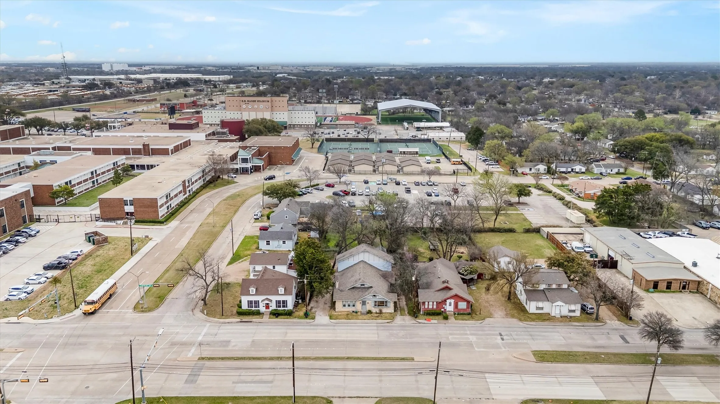 Retail For Sale in Dallas County , 406 S Bryan Belt Line, Mesquite, Texas 75149, 0, 0, Garage spaces, 0 Sqft, built in 1940, mls#21191887, Real Estate Agent in Mesquite, Homes For Sale in Dallas county, Homes For Sale in Mesquite, Realtor in Mesquite Texas, Real Estate Brokerage Independent Realty Texas, Luminita Cordes Realtor