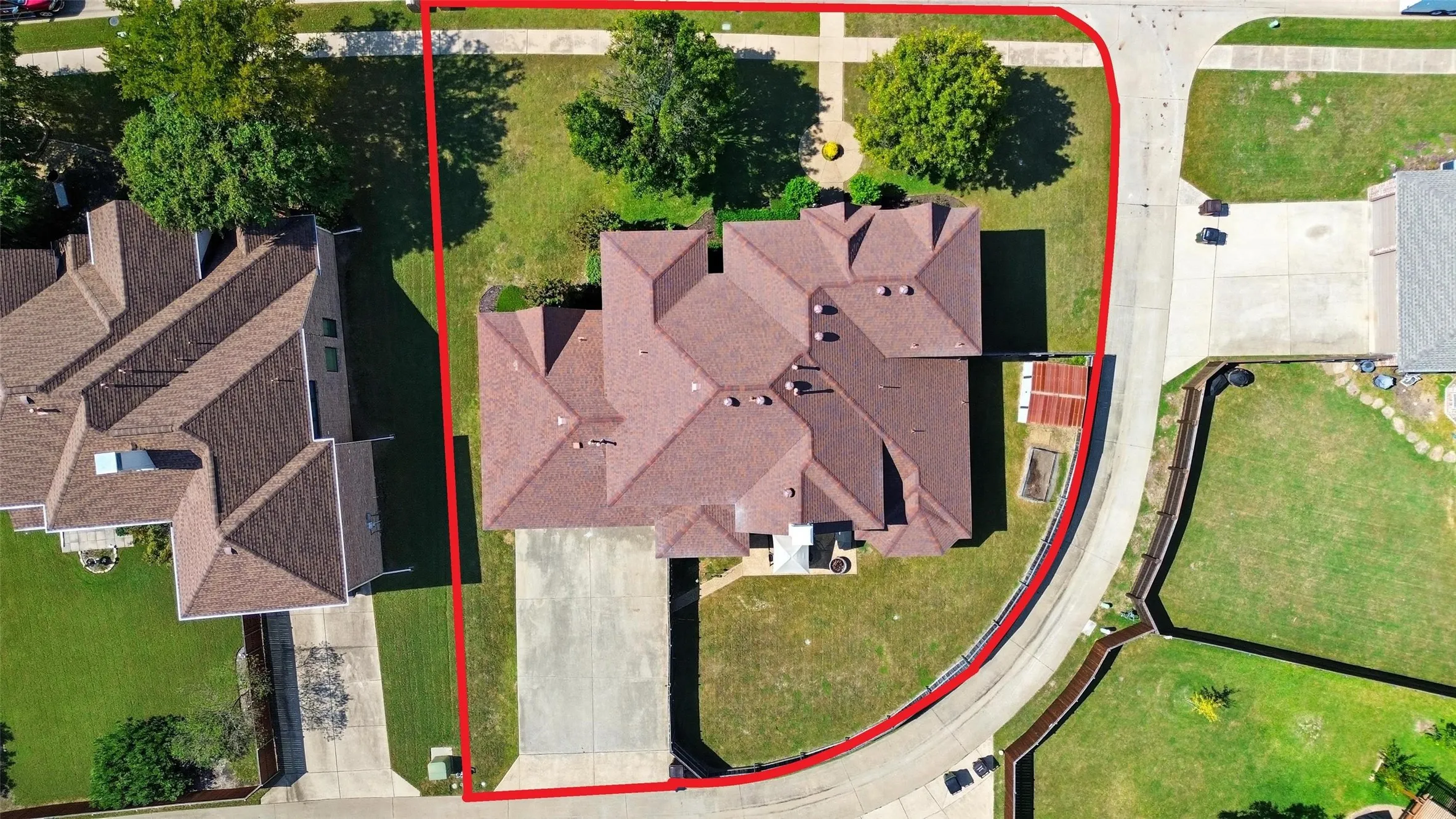 Situated on a generously sized interior corner lot, this home offers added privacy and reduced traffic compared to homes on busier perimeter streets.