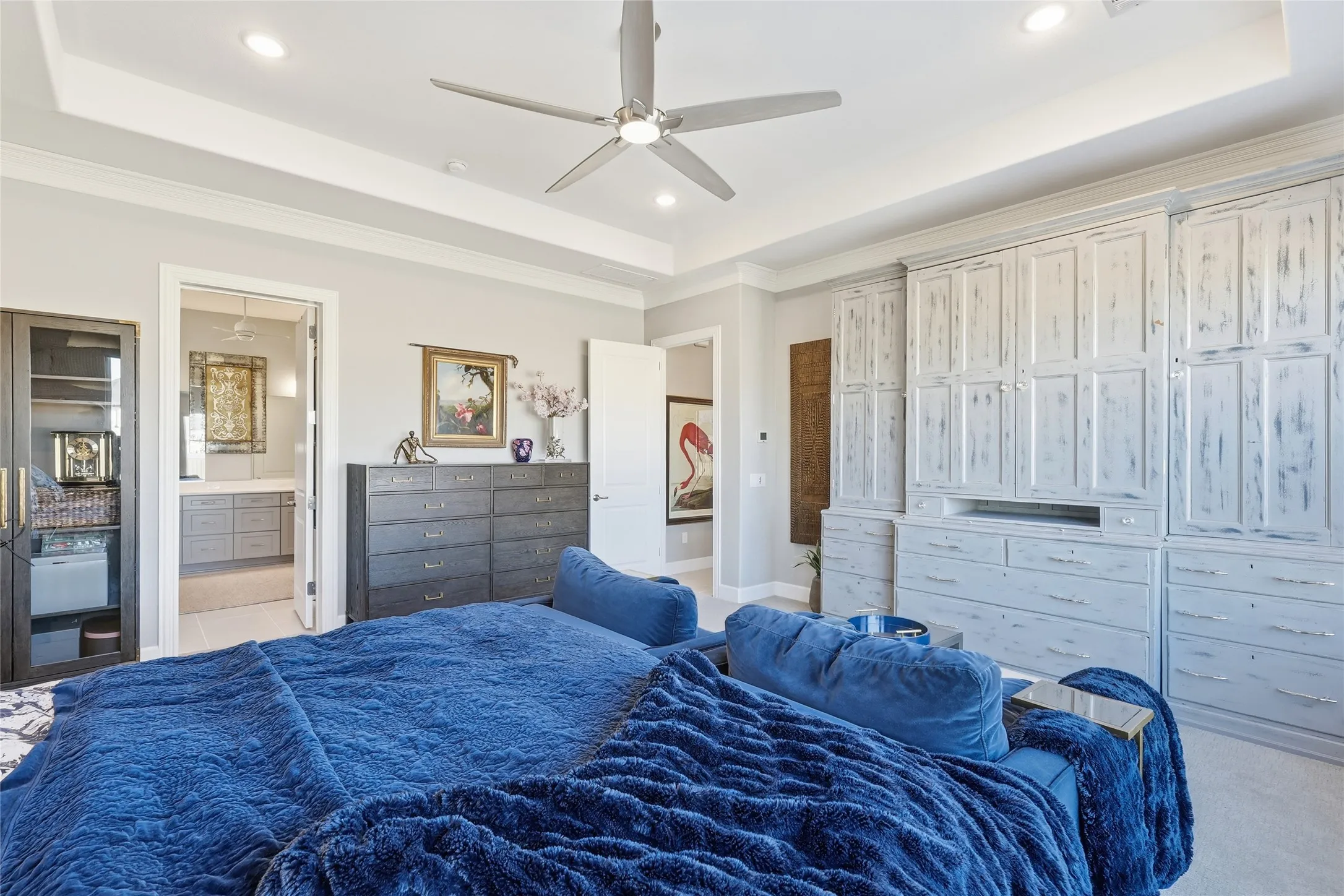 Single Family Residence For Sale in Denton County , 10720 Goodland Drive, Denton, Texas 76207, 3 Bedroom, 4 Bathroom, 3 Garage spaces, 3,055 Sqft, built in 2022, Preowned, mls#21191675, Real Estate Agent in Denton, Homes For Sale in Denton county, Homes For Sale in Denton, Realtor in Denton Texas, Real Estate Brokerage Independent Realty Texas, Luminita Cordes Realtor